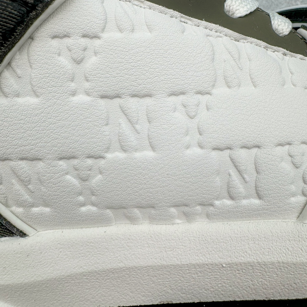 图片[17]-＃PB过验版 MLB Chunky Liner Basic 复古印花学长鞋系列低帮轻量增高厚底百搭休闲运动慢跑鞋板鞋 Korea韩国联名NY美国榄球纽约洋基队限定 目前可过轻松秒过各类鉴定 能操作的私聊 韩国代购专供 左脚内置NFC感应 区别市面贴纸假芯片 MLB专用菱形双针中底布 重点细节中底布带注胶孔 原厂NFC感应吊牌 支持鉴定 一个两位数 原盒原标 全套原楦原纸板原厂数据开发 中韩文保养标贴 绿色防霉片 平台代购专供 独家一比一RB+MD组合大底 高频后跟小人Logo精准对位立体饱满 正确网布加超迁鞋面 转印中底走线紧密 转印Logo工艺表层防刮不掉色 尺码：35 36 36.5 37.5 38 38.5 39 40 40.5 41 42 42.5 43 44 44.5 45-选品中心