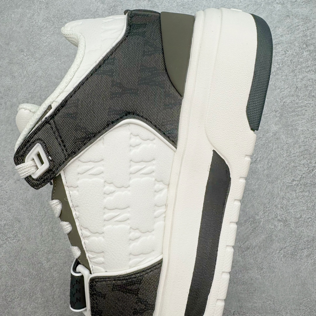 图片[7]-＃PB过验版 MLB Chunky Liner Basic 复古印花学长鞋系列低帮轻量增高厚底百搭休闲运动慢跑鞋板鞋 Korea韩国联名NY美国榄球纽约洋基队限定 目前可过轻松秒过各类鉴定 能操作的私聊 韩国代购专供 左脚内置NFC感应 区别市面贴纸假芯片 MLB专用菱形双针中底布 重点细节中底布带注胶孔 原厂NFC感应吊牌 支持鉴定 一个两位数 原盒原标 全套原楦原纸板原厂数据开发 中韩文保养标贴 绿色防霉片 平台代购专供 独家一比一RB+MD组合大底 高频后跟小人Logo精准对位立体饱满 正确网布加超迁鞋面 转印中底走线紧密 转印Logo工艺表层防刮不掉色 尺码：35 36 36.5 37.5 38 38.5 39 40 40.5 41 42 42.5 43 44 44.5 45-选品中心