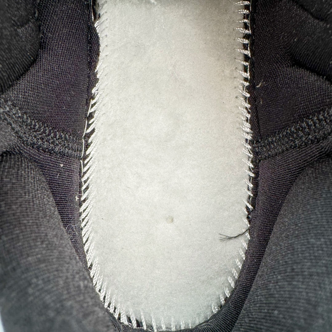 图片[10]-＃HP纯原福利 NK Zoom 2K 网面厚底拼接复古老爹鞋包子运动跑鞋 灵感来自于90年代球鞋的外观设计 特别是NK著名的Alpha Project系列 通体以拼色配色为主 既保证了视觉的冲击感 叉兼顾易于搭配的属性 最大亮点在于鞋面中央处类似“回旋镖”的橡胶装饰 提供良好包裹的同时 颇具复古气息 中底搭载Zoom Air缓震科技 提供舒适的穿着体验 细节之处 鞋带环上Zoom字样加持 尺码：35.5 36 36.5 37.5 38 38.5 39 40 40.5 41 42 42.5 43 44 44.5 45-选品中心