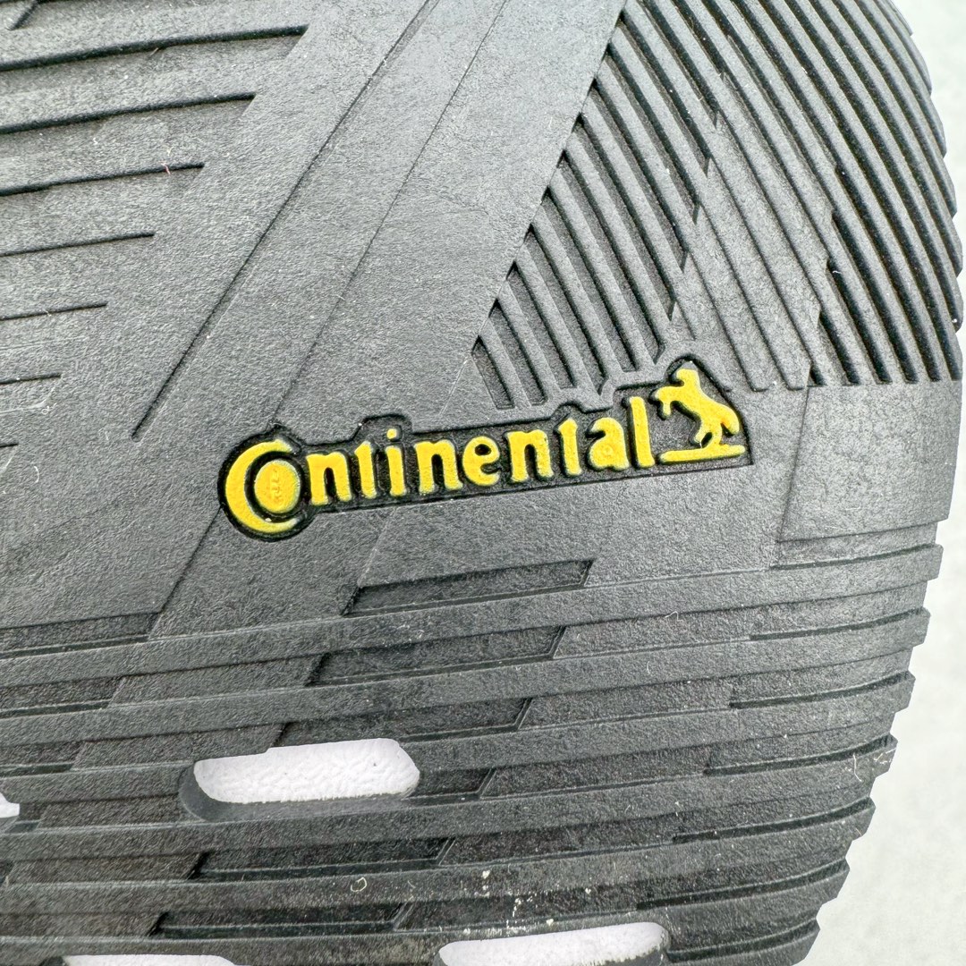 图片[15]-AD Adizero Boston 12 波士顿夏季透气网眼竞速跑鞋 延续爪型玻璃纤维推进系统 进化为全掌式的ENERGY RODS 2.0 从脚跟到脚趾的一体成形设计 强化整体推进力 提升速度表现 升级透气鞋面更具支撑性 利用ENGINEERED MESH技术进行不同密度织纹 强化支撑性 更使用50%以上的回收材料製成 减低塑料浪费 此外变薄的鞋舌为前掌提供更多空间 提供跑者更好的穿着感受 马牌轮胎大底耐磨性佳 大底全掌采用耐磨的Continental马牌轮胎大底 在各种环境下保有良好抓地力 尺码：36 36.5 37 38 38.5 39 40 40.5 41 42 42.5 43 44 44.5 45-选品中心