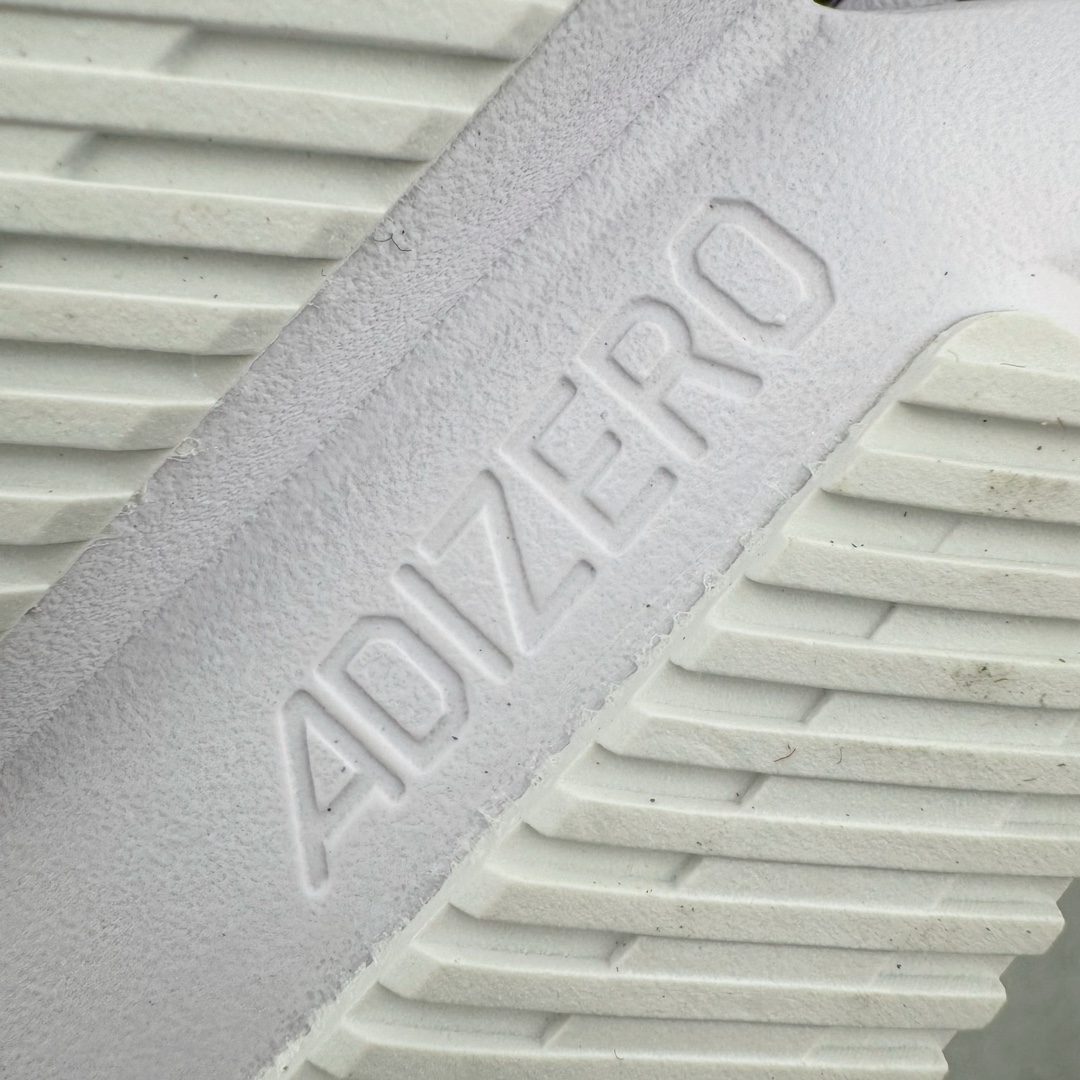 图片[16]-AD Adizero Boston 12 波士顿夏季透气网眼竞速跑鞋 延续爪型玻璃纤维推进系统 进化为全掌式的ENERGY RODS 2.0 从脚跟到脚趾的一体成形设计 强化整体推进力 提升速度表现 升级透气鞋面更具支撑性 利用ENGINEERED MESH技术进行不同密度织纹 强化支撑性 更使用50%以上的回收材料製成 减低塑料浪费 此外变薄的鞋舌为前掌提供更多空间 提供跑者更好的穿着感受 马牌轮胎大底耐磨性佳 大底全掌采用耐磨的Continental马牌轮胎大底 在各种环境下保有良好抓地力 尺码：36 36.5 37 38 38.5 39 40 40.5 41 42 42.5 43 44 44.5 45-选品中心