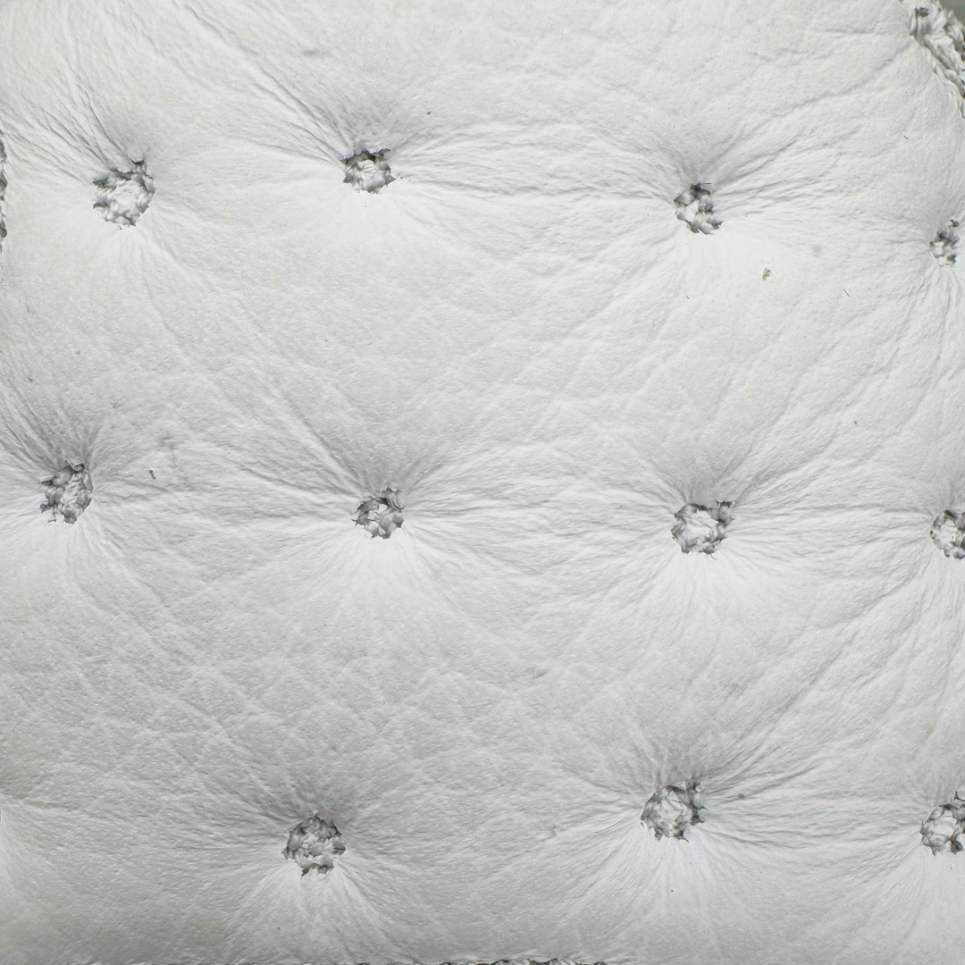 图片[19]-＃QD纯原 Air Jordan AJ13 Retro 黑白熊猫 414571-104 外贸特供批次 原楦原档案数据开模打造 公司渠道原装全息3D猫眼 原鞋开发 版型近乎零偏差 采购原厂皮料 LOGO五金部件高价开发私模 杜绝一眼假版本 原厂档案开模大底 共3层贴合工艺 三层中间加入海玻璃缓震鞋垫 大底采用进口一次MD而非市面二次MD低价原料成型 进口MD材料异味较少比原鞋还少 市面异味大刺鼻 尺码：40.5 41 42 42.5 43 44 44.5 45 46 47.5 48.5-选品中心