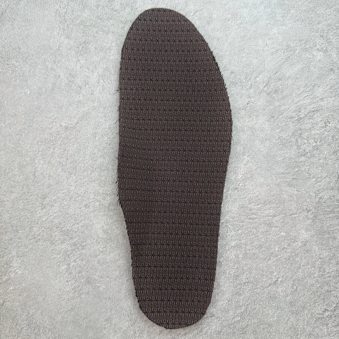 图片[22]-＃QD纯原 A Ma Maniere x Air Jordan AJ3 \\\”Black\\\” AMM联名黑紫 货号：FZ4811-001 圈内最强三代系列 匠心打造 开发时长超过半年 目前可过各类鉴定或无法鉴定 裸鞋随便操作 全套原纸板楦头开发 原厂大底磨具加持立体防滑纹理 原装可视Air Sole气垫 原汁原味最完美的三代版型 唯一正确鞋头趴度弧度高度鞋身腰线 原厂TPU彩虹扎染后跟饰片 正确内里反口里网布 皮料菱角分明不变形无多余毛边 广东原厂zp同批次手工大底描漆拉丝 市场唯一原厂鞋扣模具 原厂织唛标 原厂飞人电绣工艺 尾指中部跳三针 独家绑鞋带手法 印刷中底布 四线拉帮 米色美纹纸贴合固定 进口港宝加持 后跟自然饱满 全鞋荧光划线卡点 追求极致完美 每一双都是工艺品 多重QC质检 超越公司货的品控标准 实实在在的免检产品 尺码：40.5 41 42 42.5 43 44 44.5 45 45.5 46 47.5 48.5-选品中心