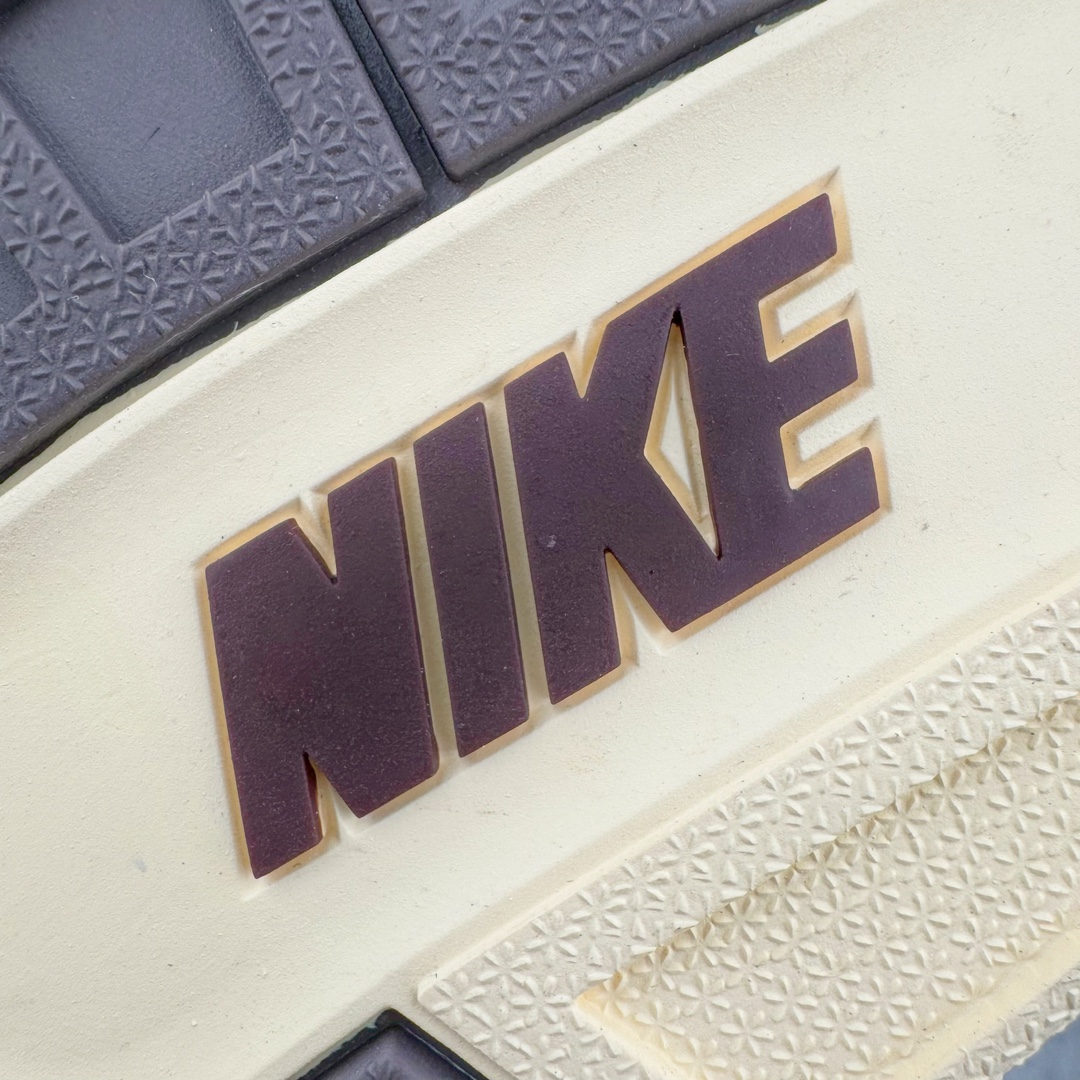 图片[15]-＃QD纯原 A Ma Maniere x Air Jordan AJ3 \\\”Black\\\” AMM联名黑紫 货号：FZ4811-001 圈内最强三代系列 匠心打造 开发时长超过半年 目前可过各类鉴定或无法鉴定 裸鞋随便操作 全套原纸板楦头开发 原厂大底磨具加持立体防滑纹理 原装可视Air Sole气垫 原汁原味最完美的三代版型 唯一正确鞋头趴度弧度高度鞋身腰线 原厂TPU彩虹扎染后跟饰片 正确内里反口里网布 皮料菱角分明不变形无多余毛边 广东原厂zp同批次手工大底描漆拉丝 市场唯一原厂鞋扣模具 原厂织唛标 原厂飞人电绣工艺 尾指中部跳三针 独家绑鞋带手法 印刷中底布 四线拉帮 米色美纹纸贴合固定 进口港宝加持 后跟自然饱满 全鞋荧光划线卡点 追求极致完美 每一双都是工艺品 多重QC质检 超越公司货的品控标准 实实在在的免检产品 尺码：40.5 41 42 42.5 43 44 44.5 45 45.5 46 47.5 48.5-选品中心