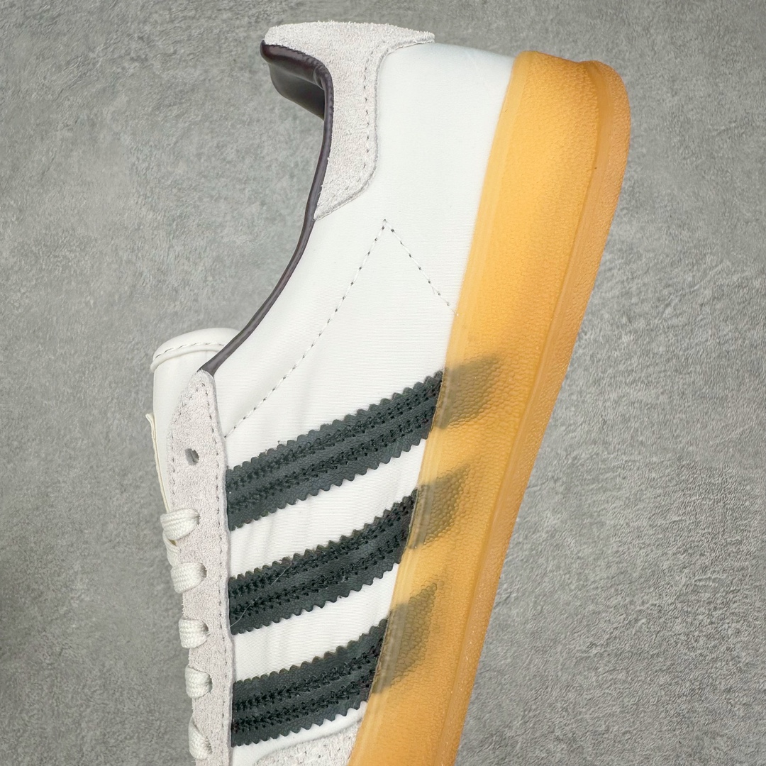 图片[7]-AD Gazelle Indoor Trainers 羚羊内训系列低帮复古百搭休闲运动德训风板鞋 IH9985 90年代经典的复刻版！自60年代以足球训练鞋面世以来,Gazelle就以其经典设计席卷全球。1991年版本的复刻,再造经典Gazelle。采用皮革打造,搭配浊色细节,让这款经典更加简约。尺码：36 36⅔ 37⅓ 38 38⅔ 39⅓ 40 40⅔ 41⅓ 42 42⅔ 43⅓ 44 45-选品中心