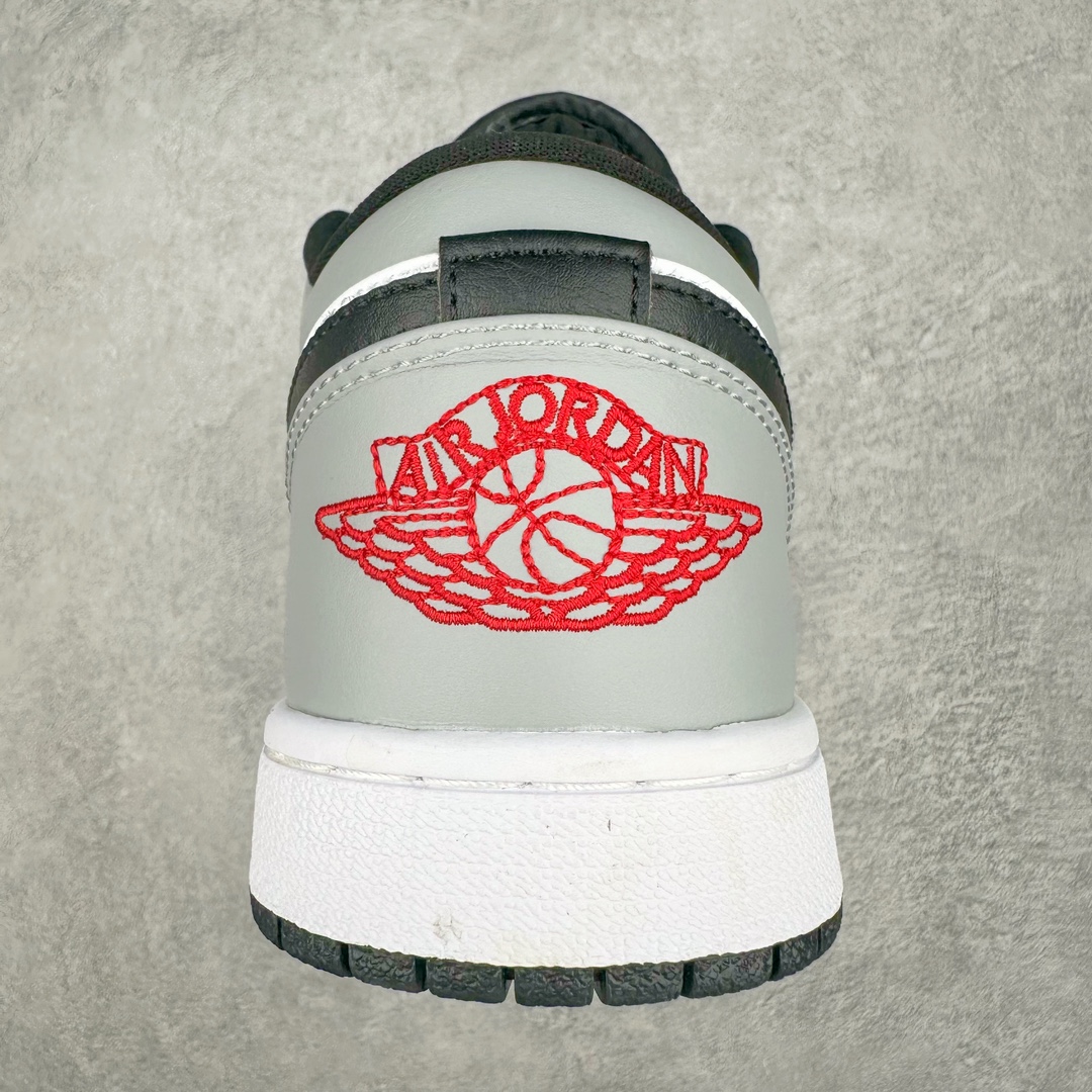 图片[8]-＃福利特价 Air Jordan AJ1 Low 低帮系列 原装楦头纸板开发 完美鞋型 超高清洁度 鞋型不臃肿别扭 原厂内置全掌气垫 A模大底 鞋舌AJ原厂专用牛津布 AJ专用反口珍珠布 原厂无杂质高弹内里海棉 特殊封边弹力鞋带 原鞋开模 拒绝公底 购置公司同步原材料 都有细节原汁原味 忠于原版 尺码：36 36.5 37.5 38 38.5 39 40 40.5 41 42 42.5 43 44 44.5 45-选品中心