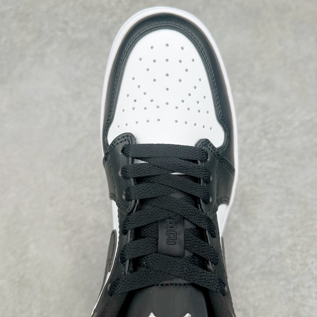 图片[4]-＃福利特价 Air Jordan AJ1 Low 低帮系列 原装楦头纸板开发 完美鞋型 超高清洁度 鞋型不臃肿别扭 原厂内置全掌气垫 A模大底 鞋舌AJ原厂专用牛津布 AJ专用反口珍珠布 原厂无杂质高弹内里海棉 特殊封边弹力鞋带 原鞋开模 拒绝公底 购置公司同步原材料 都有细节原汁原味 忠于原版 尺码：36 36.5 37.5 38 38.5 39 40 40.5 41 42 42.5 43 44 44.5 45-选品中心