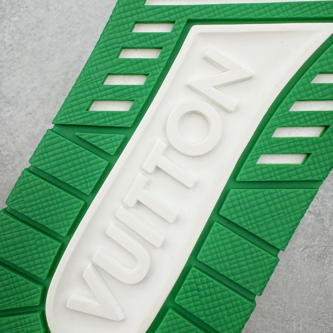 图片[15]-＃ZS纯原 Louis Vuitton Trainer lv时装走秀运动鞋 做旧系列 市场所有版本中综合最强的货品 GD实力大厂出品 全网最全配色更新最快 最成熟的做工稳定的品控 完美鞋型超高的清洁度 零毛边线头瑕疵 全套原楦原纸版原鞋开模 全网最具灵魂的版型 正确原装黄色鞋盒 正确中底印花 鞋面印花3D高频深度立体 全鞋电脑针车 紧密相连 针距密度一致 环保乳胶注塑鞋垫 厚度脚感还原原版 皮面裁剪部位 统一油边封口工艺 原装橡胶大底含胶量大底组合零偏差 专柜全套包装 防尘袋 说明书 质保卡 男女鞋 尺码：35 36 37 38 39 40 41 42 43 44 45-选品中心