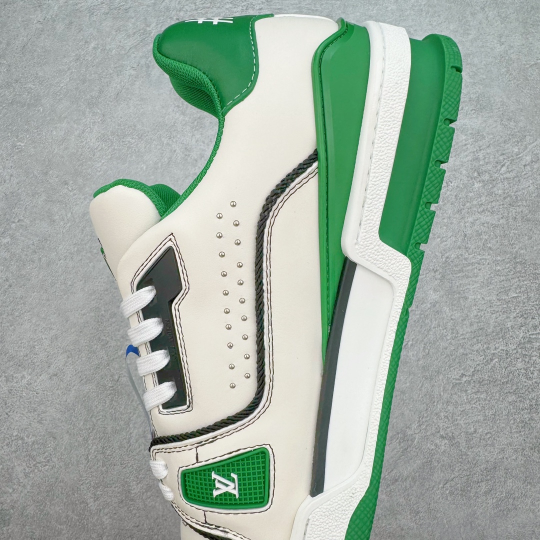 图片[7]-＃ZS纯原 Louis Vuitton Trainer lv时装走秀运动鞋 做旧系列 市场所有版本中综合最强的货品 GD实力大厂出品 全网最全配色更新最快 最成熟的做工稳定的品控 完美鞋型超高的清洁度 零毛边线头瑕疵 全套原楦原纸版原鞋开模 全网最具灵魂的版型 正确原装黄色鞋盒 正确中底印花 鞋面印花3D高频深度立体 全鞋电脑针车 紧密相连 针距密度一致 环保乳胶注塑鞋垫 厚度脚感还原原版 皮面裁剪部位 统一油边封口工艺 原装橡胶大底含胶量大底组合零偏差 专柜全套包装 防尘袋 说明书 质保卡 男女鞋 尺码：35 36 37 38 39 40 41 42 43 44 45-选品中心