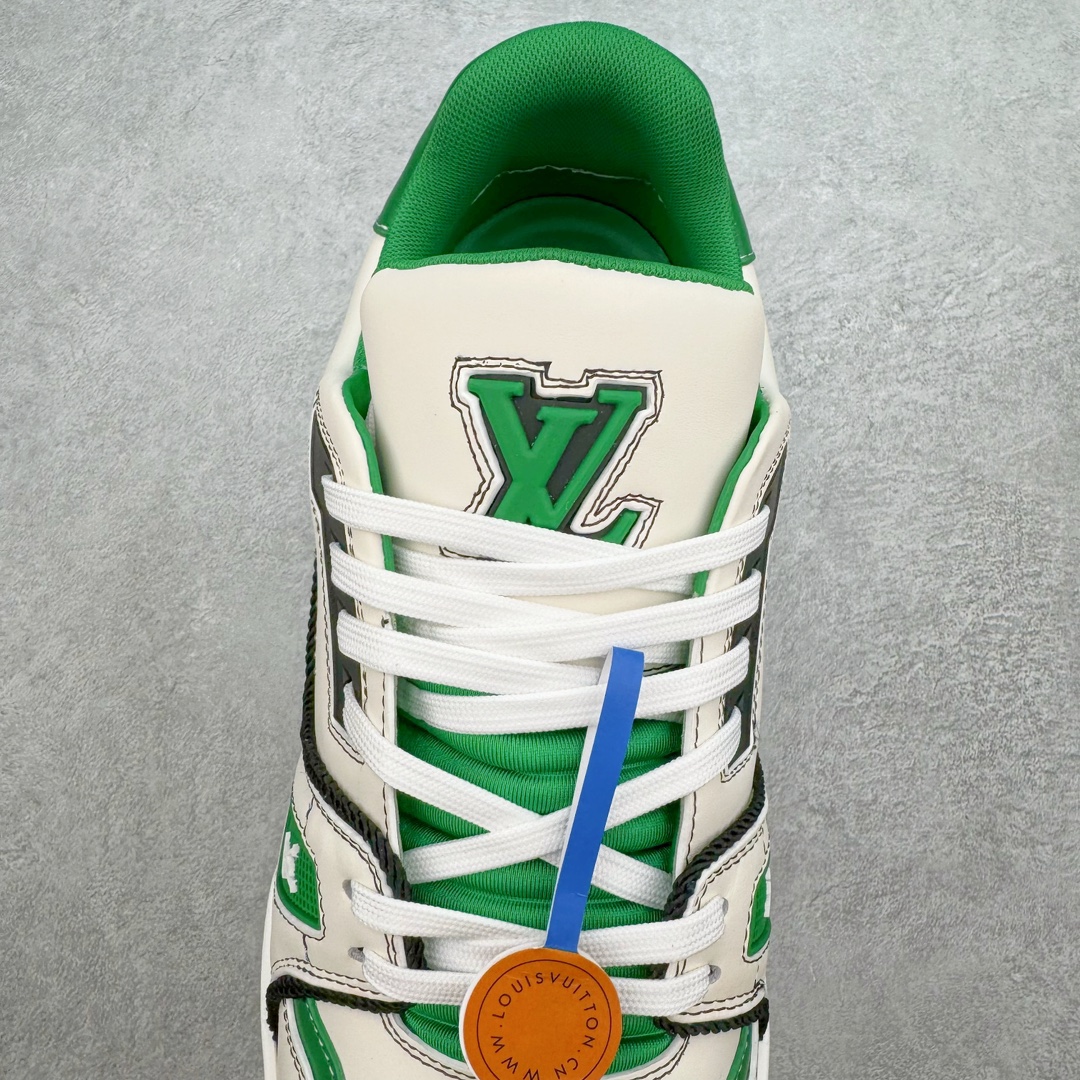 图片[5]-＃ZS纯原 Louis Vuitton Trainer lv时装走秀运动鞋 做旧系列 市场所有版本中综合最强的货品 GD实力大厂出品 全网最全配色更新最快 最成熟的做工稳定的品控 完美鞋型超高的清洁度 零毛边线头瑕疵 全套原楦原纸版原鞋开模 全网最具灵魂的版型 正确原装黄色鞋盒 正确中底印花 鞋面印花3D高频深度立体 全鞋电脑针车 紧密相连 针距密度一致 环保乳胶注塑鞋垫 厚度脚感还原原版 皮面裁剪部位 统一油边封口工艺 原装橡胶大底含胶量大底组合零偏差 专柜全套包装 防尘袋 说明书 质保卡 男女鞋 尺码：35 36 37 38 39 40 41 42 43 44 45-选品中心