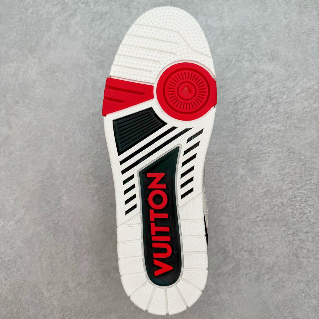 图片[9]-＃ZS纯原 Louis Vuitton Trainer lv时装走秀运动鞋 做旧系列 市场所有版本中综合最强的货品 GD实力大厂出品 全网最全配色更新最快 最成熟的做工稳定的品控 完美鞋型超高的清洁度 零毛边线头瑕疵 全套原楦原纸版原鞋开模 全网最具灵魂的版型 正确原装黄色鞋盒 正确中底印花 鞋面印花3D高频深度立体 全鞋电脑针车 紧密相连 针距密度一致 环保乳胶注塑鞋垫 厚度脚感还原原版 皮面裁剪部位 统一油边封口工艺 原装橡胶大底含胶量大底组合零偏差 专柜全套包装 防尘袋 说明书 质保卡 男女鞋 尺码：35 36 37 38 39 40 41 42 43 44 45-选品中心