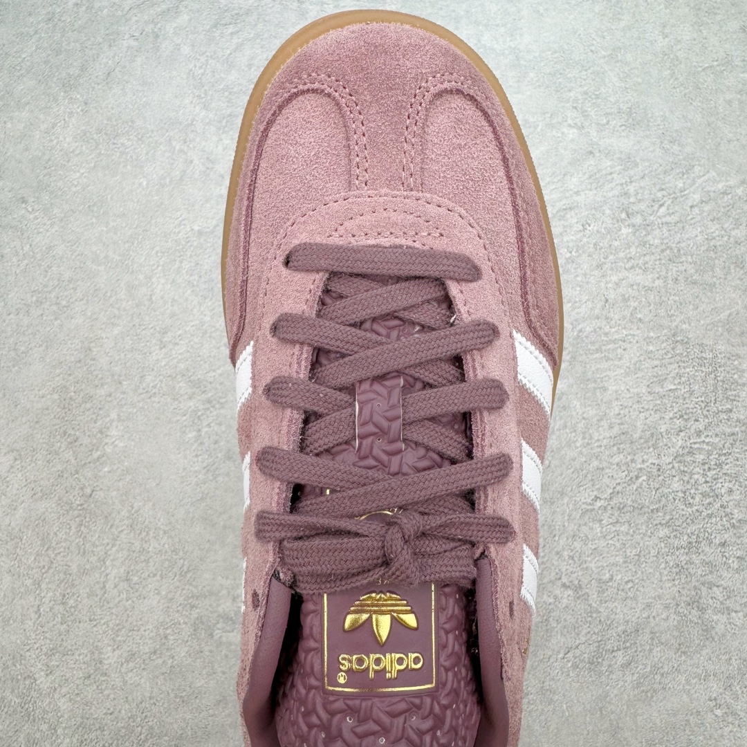 图片[4]-＃MF AD Original Gazelle Indoor Trainers 瞪羚室内鞋系列低帮复古百搭休闲运动德训风板鞋 IH5483 高端零售特供批次 原厂定制长毛翻毛皮组合环保纤维革鞋面材质 内置环保海玻璃鞋垫 外置RB橡胶大底 产品品控稳定性领先行业 原厂全套原楦原纸板冲刀磨具开发 原厂皮料加持 原厂港宝加持定型后跟R度完美 将复古进行到底 简约流畅 三十年不变经典 这款Gazelle运动鞋 无论面料、配色、质感或设计 都只在重现其1991年原款的经典 皮革鞋面 撞色三条纹和鞋跟标的设计 力求呈现90年代的经典复古风潮 Samba火热的同时 也带动了其它的复古鞋型 Gazelle便是其中一只 Gazelle Indoor拥有包边更宽的T字型鞋头 更好的保护运动员的前掌 浓浓的复古氛围感 非常适合现在流行的Cleanfit风格 尺码：35.5 36 36⅔ 37⅓ 38 38⅔ 39⅓ 40 40⅔ 41⅓ 42 42⅔ 43⅓ 44 44⅔ 45-选品中心