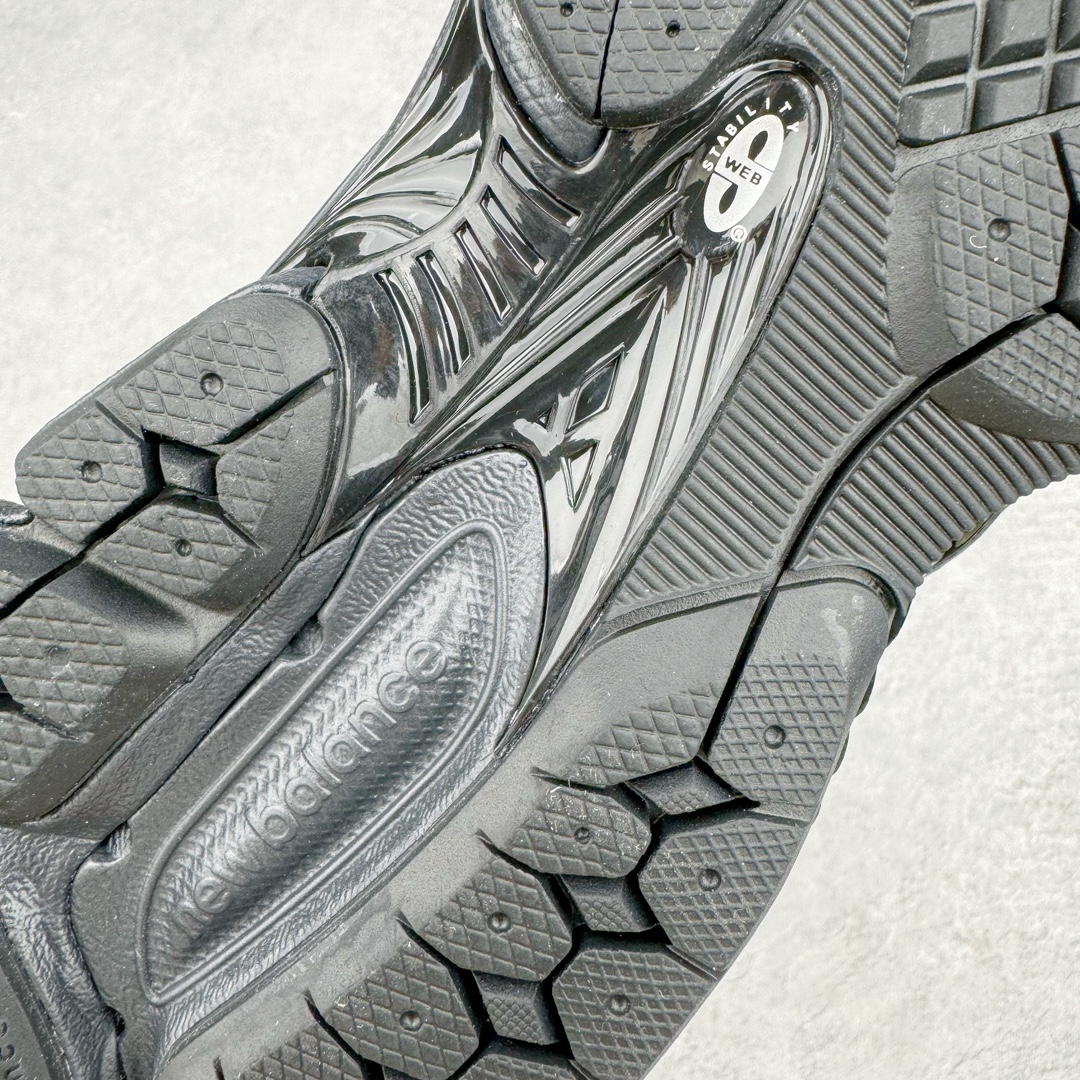 图片[19]-＃M纯原 New Balance M1906RCH 米灰 NB新百伦潮流复古织物皮革减震防滑耐磨轻便低帮跑步鞋 原档数据独立私模大底 唯一正确六层组合大底 RB前软后硬 百分百还原原鞋脚感 基于市场现有版本全新升级调整 NB市场最强产物 全网最全配色加持 全套原楦原纸板原厂数据开发 全鞋电脑针车加持 原厂网布 原装进口头层翻毛皮料正确绒感卡色 正确中底拉帮中底网布细节 一比一手工擦旧效果 冲裁组合 匠心打造 耗时两个月开发完成 工艺极其复杂难度可想而知 高端零售专供产物 尺码：36 37 37.5 38 38.5 39.5 40 40.5 41.5 42 42.5 43 44 44.5 45 45.5 46.5 47-选品中心