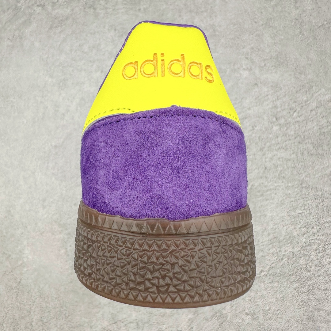 图片[8]-AD Originals Handball SPZL 手球运动员系列百搭休闲运动板鞋 GW1398 这款来自阿迪达斯的这款HANDBALL SPZL前身是一双手球运动鞋，这一次拿来复刻，所以鞋面的主要色彩选用了黑色， 鞋面外侧除了Spezial字母之外还有三叶草标志。Handball SPZL作为复古手球训练鞋与作为室内足球鞋的Samba有着异曲同工之处，但是质感更为出众的鞋身以及丰富的配色选择比起Samba来讲可以说是更胜一筹了！尺码：36 36⅔ 37⅓ 38 38⅔ 39⅓ 40 40⅔ 41⅓ 42 42⅔ 43⅓ 44 45-选品中心