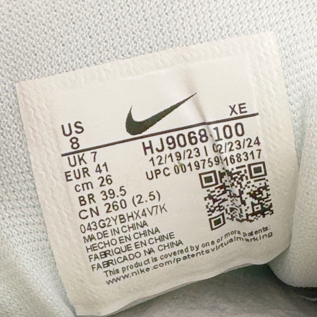 图片[18]-＃纯原 NK Zoom Pegasus 飞马41代马拉松系列网面透气缓震疾速跑鞋 HJ9068-100 拥有 Zoom Air 一如既往的稳定感和流畅感 鞋面采用工程网眼设计 为特定高热区域营造出色透气性 进一步增加鞋面的穿孔数量 让足部能够快速散热 中足搭配 Flywire 飞线 在高速运动时营造舒适稳定的贴合感 内置Zoon气垫加持 动力十足 尺码：36 36.5 37.5 38 38.5 39 40 40.5 41 42 42.5 43 44 44.5 45-选品中心