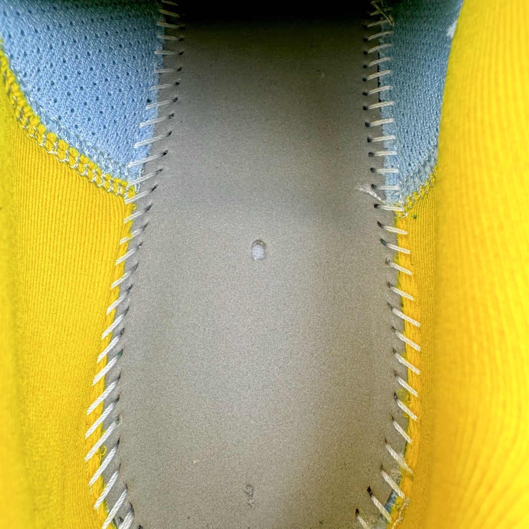 图片[19]-＃纯原 NK Zoom Pegasus 飞马41代马拉松系列网面透气缓震疾速跑鞋 HJ9068-100 拥有 Zoom Air 一如既往的稳定感和流畅感 鞋面采用工程网眼设计 为特定高热区域营造出色透气性 进一步增加鞋面的穿孔数量 让足部能够快速散热 中足搭配 Flywire 飞线 在高速运动时营造舒适稳定的贴合感 内置Zoon气垫加持 动力十足 尺码：36 36.5 37.5 38 38.5 39 40 40.5 41 42 42.5 43 44 44.5 45-选品中心