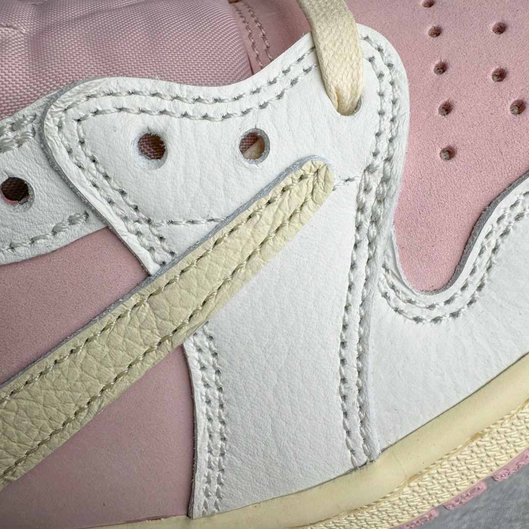 图片[14]-＃DG2.0 Travis Scott x Air Jordan AJ1 Low OG SP TS联名9.0 白粉倒钩低帮 DM7866-600 全新批次 Ljr同源清远全套加持 圈内最强倒钩系列 高端零售特供批次 产品品控稳定性领先行业 各方面均可对飙L版 良心定价不杀猪 SZ原厂全套原楦原纸板冲刀磨具开发 原厂皮料加持 原厂港宝加持定型后跟R度完美 同源原厂电绣 鬼脸飞翼针数密度立体效果一致 百分百一致原鞋 原厂拉帮工艺 针距密度一致 后跟弧度收口自然不对折 极致一眼正品既视感 进口玻璃冲刀皮料裁剪零毛边 全鞋电脑针车工艺 品控清洁度最高QC检验标准 免检产品 原厂订购鞋盒、鞋标、防尘纸、鞋撑、鞋带 追求极致的原厂味道 尺码：40 40.5 41 42 42.5 43 44 44.5 45 46 47.5-选品中心