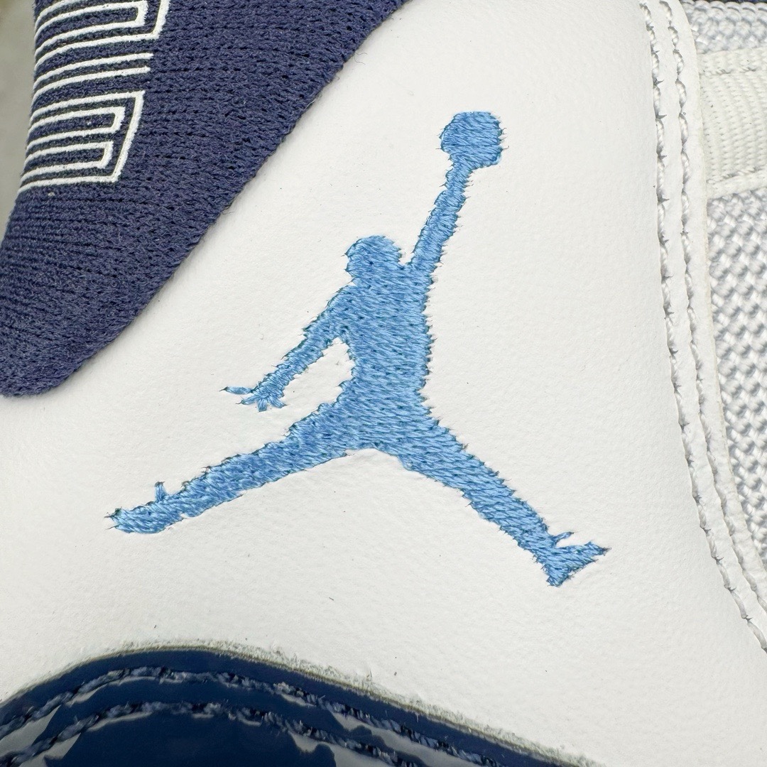 图片[16]-＃Y3纯原 Air Jordan AJ11 Retro High \\\”Win Like \’82\\\” 午夜蓝高帮 378037-123 外贸特供批次 原楦原档案数据开模打造 原厂中底拉帮钢印 原厂漆皮 防冻不开裂 头层皮料 原装鞋撑 水晶大底正确色度色泽 原楦原数据刺绣 原厂车缝走线及对位 毫厘不差 飞人logo采用原数据电脑刺绣 原装正品碳纤维真实碳板 增强抗扭 原内标 原盒标 正确官方原盒 原厂防氧化水晶外底 原厂配套厂全掌solo气垫 独家尺码：40.5 41 42 42.5 43 44 44.5 45 45.5 46 47.5 48.5-选品中心