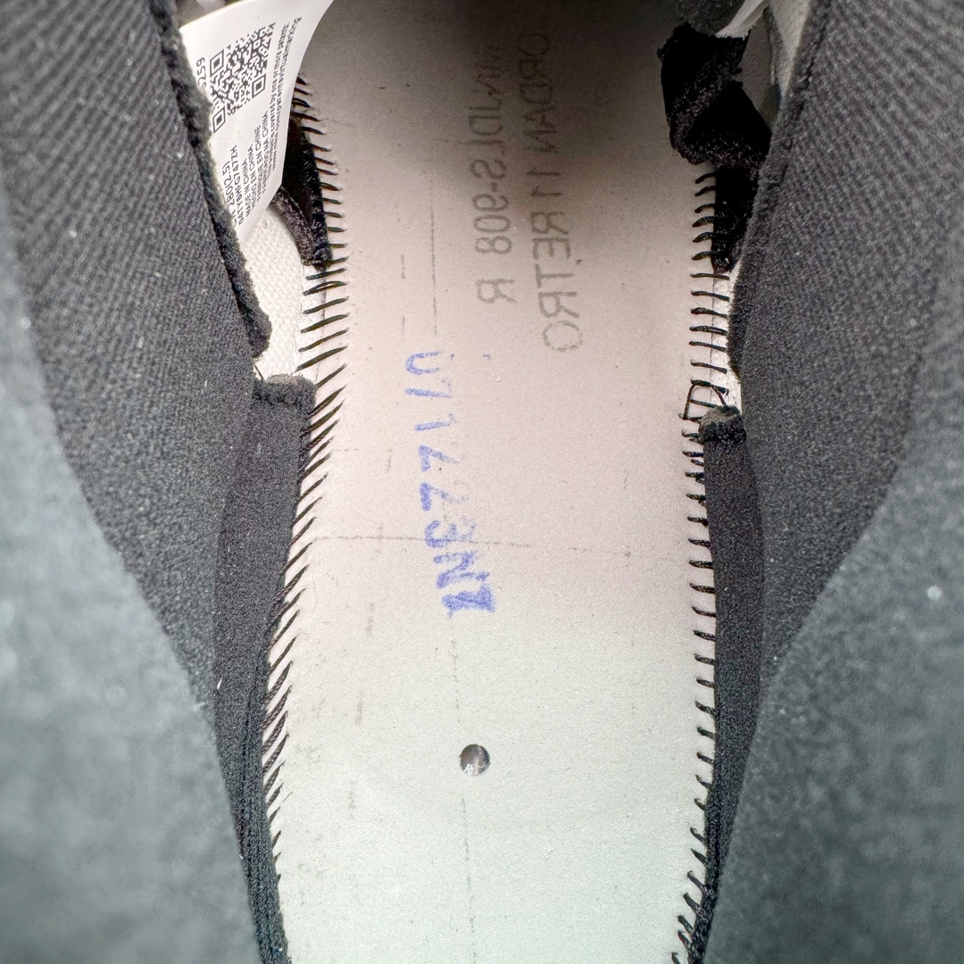 图片[10]-＃Y3纯原特价福利 Air Jordan AJ11 \\\”DMP\\\”金砖 CT8012-170 外贸特供批次 原楦原档案数据开模打造 原厂中底拉帮钢印 原厂漆皮 防冻不开裂 头层皮料 原装鞋撑 水晶大底正确色度色泽 原楦原数据刺绣 原厂车缝走线及对位 毫厘不差 飞人logo采用原数据电脑刺绣 原装正品碳纤维真实碳板 增强抗扭 原内标 原盒标 正确官方原盒 原厂防氧化水晶外底 原厂配套厂全掌solo气垫 独家尺码：36 36.5 37.5 38.5 39 40 40.5 41 42 42.5 43 44 44.5 45 45.5 46 47.5 48.5-选品中心