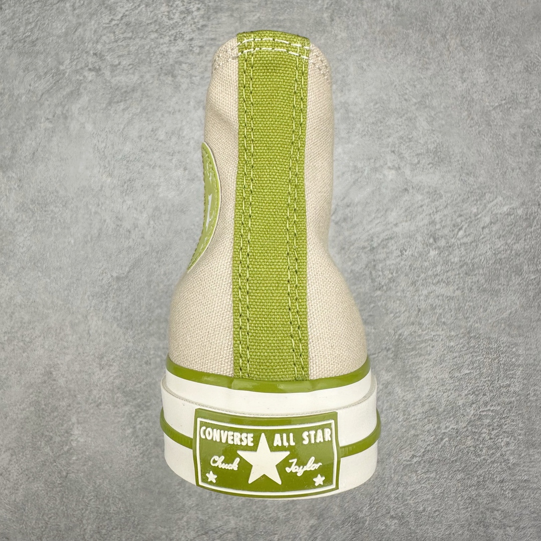 图片[8]-Converse Chuck 70 绿野仙踪 匡威新款 高帮休闲舒适帆布硫化鞋 经典1970鞋身搭配浅杏色鞋面 鞋带及围条运用牛油果绿加以点缀 鞋舌印有十字刺绣 整体极具质感 夏日清新穿搭首选 货号：A08530C 尺码：35 36 36.5 37 37.5 38 39 39.5 41 41.5 42 42.5 43 44-选品中心