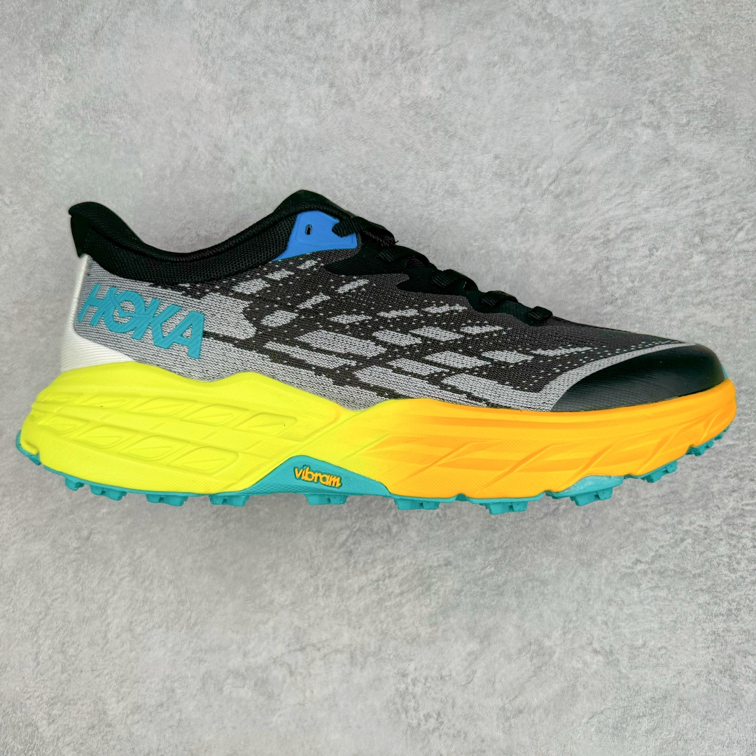 图片[2]-HOKA ONE ONE Speedgoat 5 户外越野跑步鞋 飞速羚羊5系列 新一代工程网纱鞋面 在确保鞋面稳定性的同时减少了固定胶条的使用 鞋面更轻盈、透气、舒适 可回收材料 为环保做出贡献 延伸后跟拉攀 方便快速穿脱 速度型滚动平衡技术 在崎岖的路面上 为平稳顺畅的步伐提供支持 HOKA ONE ONE是来自美国的跑步鞋知名品牌 创立于2009年 始终致力于为所有跑者提供更新、更好的跑步装备 相比常规跑鞋特别研发使用性能独特的几何形跑鞋中底 此种鞋底更厚、更高、回弹性也更好 除了卓越的缓冲性能 它还能为各种阶段的跑者带来更具动感、更加稳定的跑步体验 从设计之初就清楚意识到 要保证跑者步幅的均匀一致 双脚自然而然的运动至关重要 尺码：36 36.5 37.5 38 38.5 39 40 40.5 41 42 42.5 43 44 44.5 45-选品中心