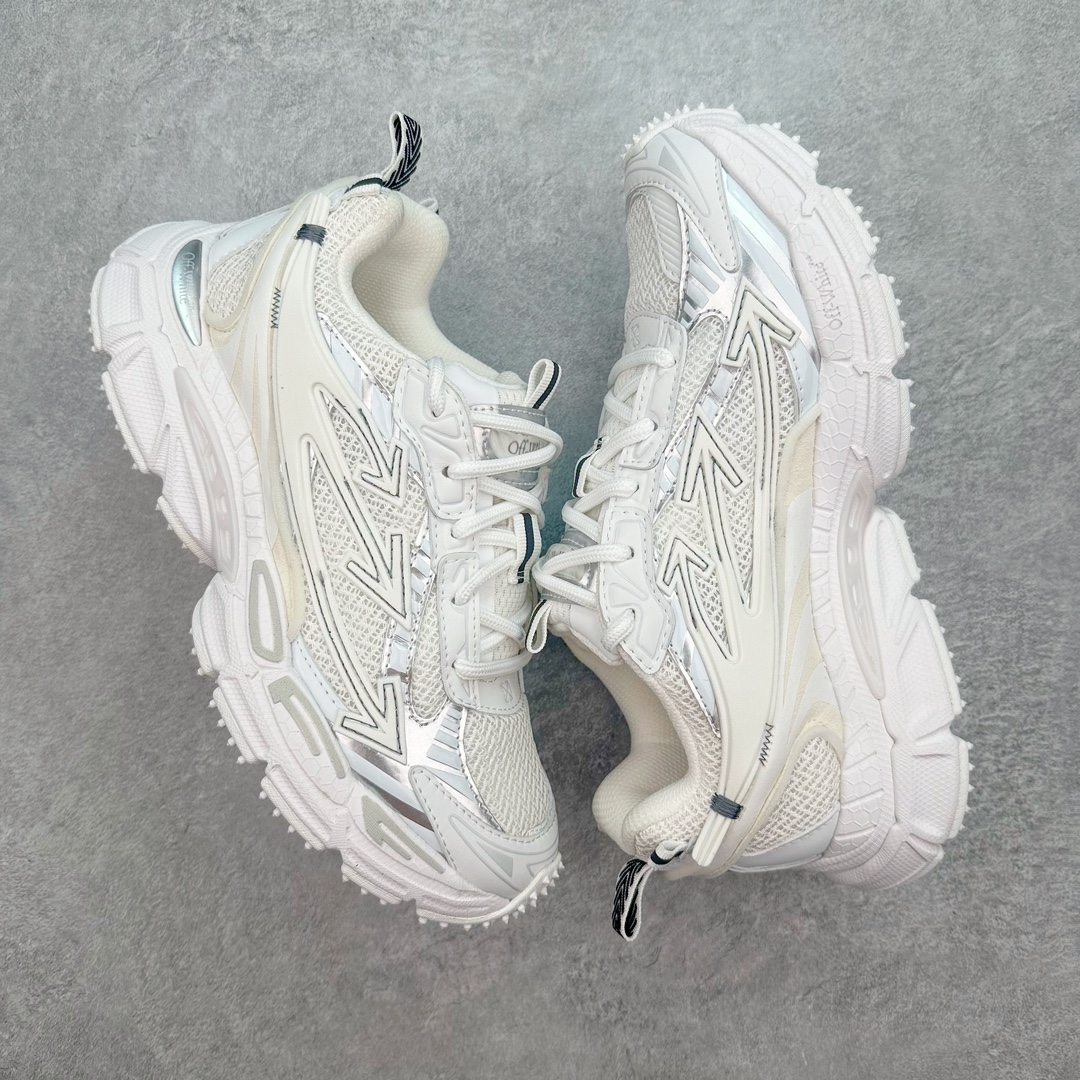 图片[3]-Off-White C/O VirGil Abloh 2024s OW最新款情侣款跑鞋 百分百原盒正确版 原楦原纸板数据开发 4层分离大底 鞋面采用3d立体打印和多种材料拼接而成 防滑耐磨透气性轻便跑鞋 为曾经爆火 并且定位奢潮领域的标志性品牌 Off-White 仍需要不断更新符合当下潮流时尚的复古运动鞋款，以期收获基本盘消费者的关注🌝并将标志性箭头设计置于显著位置。🧊估计将在未来几个月登陆品牌专柜，喜欢的朋友切莫错过✔️ 鞋面：透气网布➕各种特殊定制材料拼接而成✔️ 大底：md+tpu+橡胶组合大底 尺码：35 36 37 38 39 40 41 42 43 44 45-选品中心