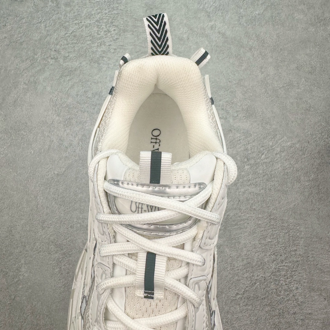 图片[5]-Off-White C/O VirGil Abloh 2024s OW最新款情侣款跑鞋 百分百原盒正确版 原楦原纸板数据开发 4层分离大底 鞋面采用3d立体打印和多种材料拼接而成 防滑耐磨透气性轻便跑鞋 为曾经爆火 并且定位奢潮领域的标志性品牌 Off-White 仍需要不断更新符合当下潮流时尚的复古运动鞋款，以期收获基本盘消费者的关注🌝并将标志性箭头设计置于显著位置。🧊估计将在未来几个月登陆品牌专柜，喜欢的朋友切莫错过✔️ 鞋面：透气网布➕各种特殊定制材料拼接而成✔️ 大底：md+tpu+橡胶组合大底 尺码：35 36 37 38 39 40 41 42 43 44 45-选品中心