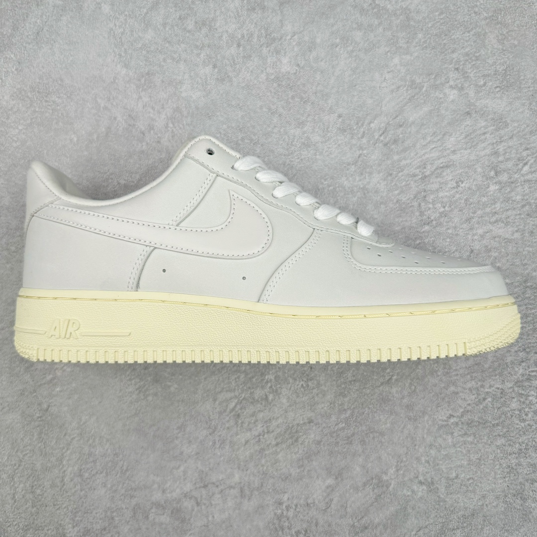 💰180 NK Air Force 1´07 Low 空军一号低帮百搭休闲运动板鞋 DR9503-100 柔软、弹性十足的缓震性能和出色的中底设计 横跨复古与现代的外型结合 造就出风靡全球 三十多年的Force 1 直到今天还深受青睐 SIZE：36 36.5 37.5 38 38.5 39 40 40.5 41 42 42.5 43 44 44.5 45 编码：Tby2936050-运动鞋