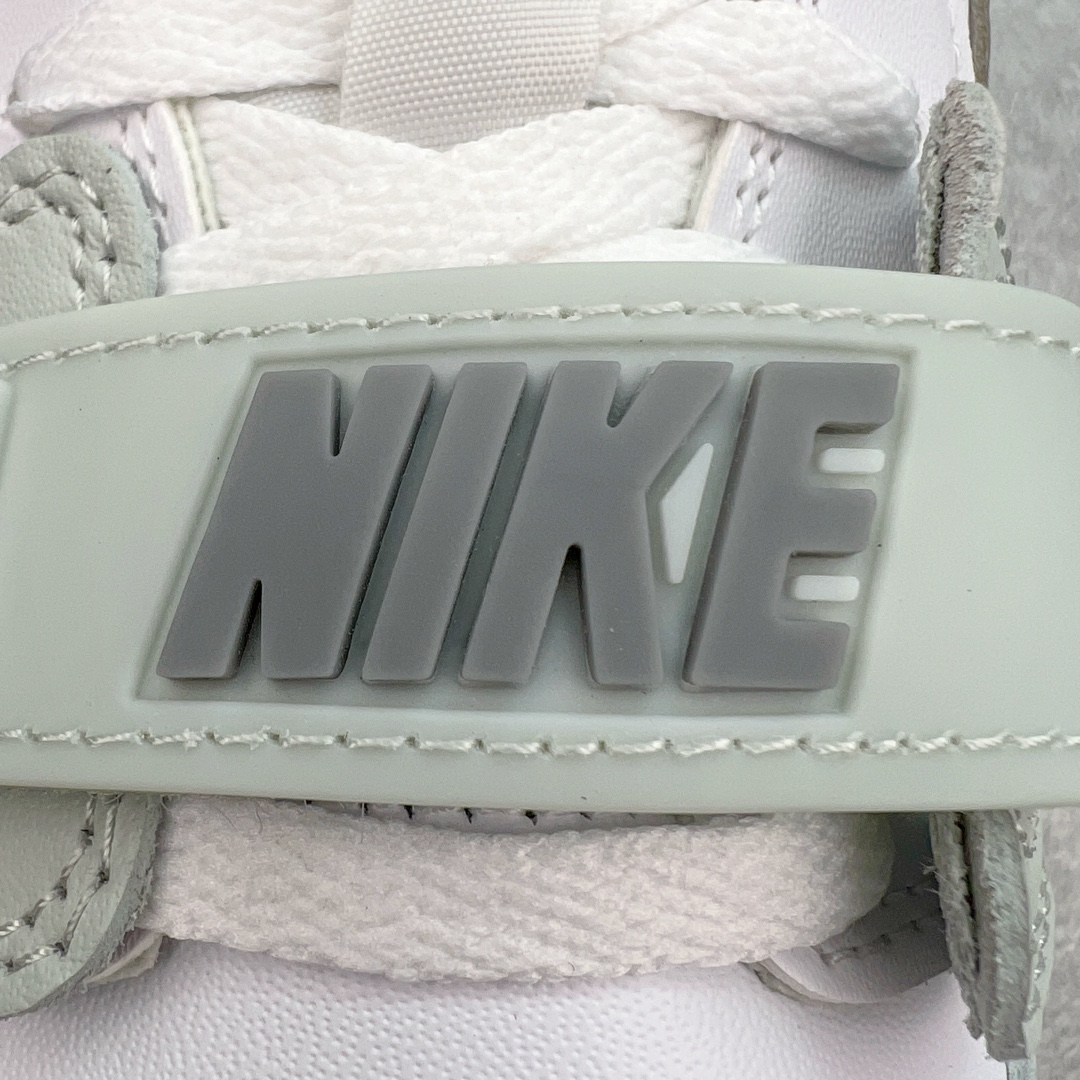 图片[14]-＃奥莱Zp订单福利 Air Jordan Legacy AJ312 低帮 FV8115-101 奥莱zp订单 直播间399 499一样的东西 帮你省钱 鞋身采用了皮革材质打造 横跨鞋面的魔术贴十分吸睛 侧面的Swoosh Logo的一部分被鞋面遮挡了一部分 颇具玩味 魔术贴上标有NK标识 而鞋舌上是Jordan的经典飞翼Logo 后跟和鞋底均采用了Air Jordan 3 的设计 后跟上同样也使用了经典的爆裂纹图案 尺码：40 40.5 41 42 42.5 43 44 44.5 45-选品中心