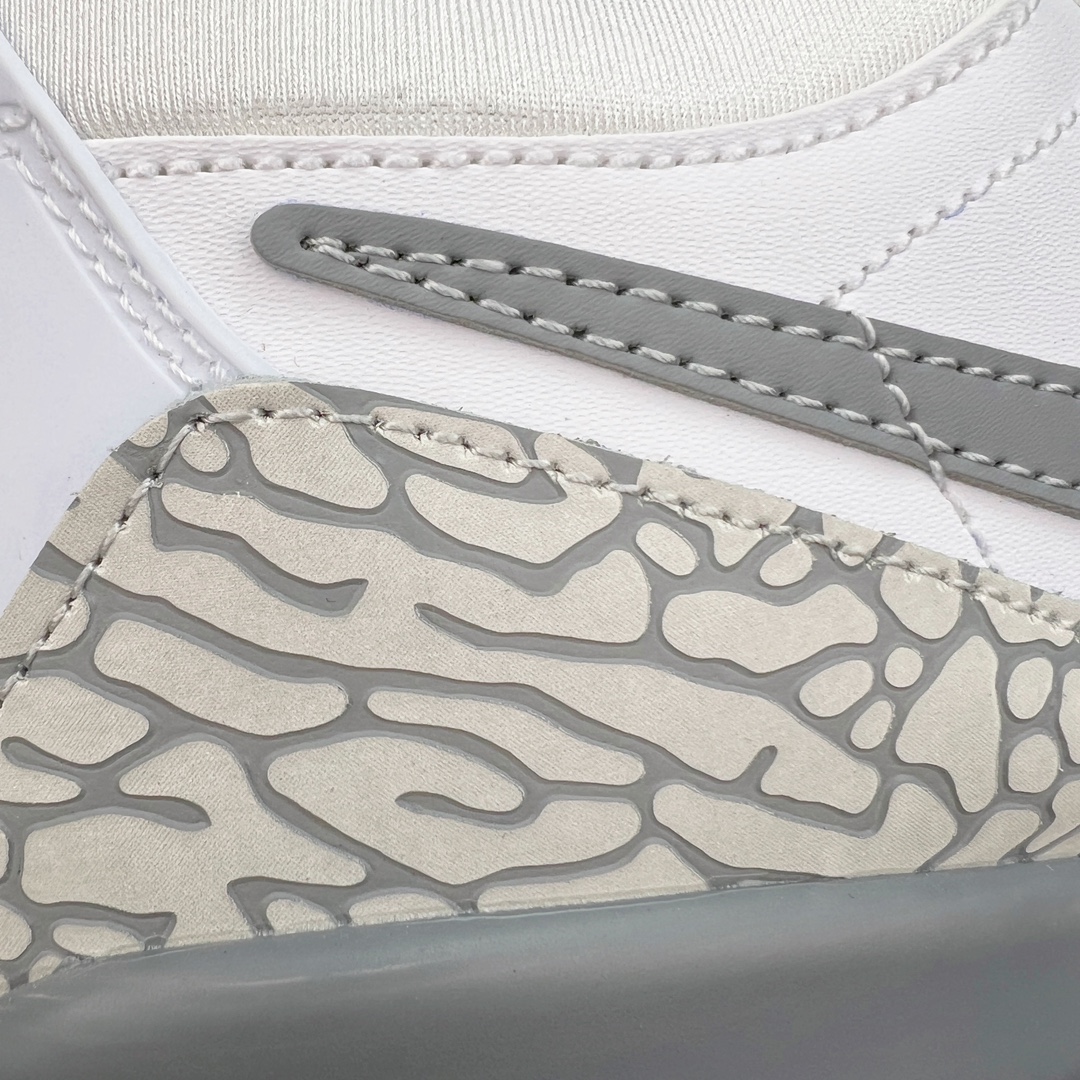 图片[18]-＃奥莱Zp订单福利 Air Jordan Legacy AJ312 低帮 FV8115-101 奥莱zp订单 直播间399 499一样的东西 帮你省钱 鞋身采用了皮革材质打造 横跨鞋面的魔术贴十分吸睛 侧面的Swoosh Logo的一部分被鞋面遮挡了一部分 颇具玩味 魔术贴上标有NK标识 而鞋舌上是Jordan的经典飞翼Logo 后跟和鞋底均采用了Air Jordan 3 的设计 后跟上同样也使用了经典的爆裂纹图案 尺码：40 40.5 41 42 42.5 43 44 44.5 45-选品中心