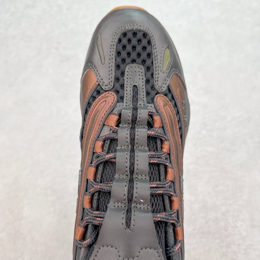 图片[4]-NB新百伦New Balance M1000 系列低帮复古老爹风休闲运动慢跑鞋 据悉，New Balance的复古鞋型M1000系列将在2024年正式回归。而自家美产创意总监Teddy Santis的AIMÉ LEON DORE也将率先推出联名1000撑撑场子，鞋款预计将在今年正式发布。New Balance1000系列作为NB最高端的鞋型，诞生于1999年，一度成为当年的热门鞋型，神似Nike Air Max95，现在看来也是一双符合潮流趋势的复古老爹鞋型。此番Teddy Santis亲自操刀，将丰富的配色和升级材质于复古的1000鞋型结合，鞋身采用米色、绿色和粉色的搭配。\\\”N\\\”字Logo也以全新的设计呈现，以1000标志性的网布和皮革材质打造，带来全新的视觉体验。后续ALD和New Balance1000的联名还将推出纯白配色，具体颜值还要等更多实物图的释出。AIMÉ LEON DORE和New Balance的多次联名一直有着超高的人气，无论是550还是1906R都有着不低的溢价，预计此番颜值不错的全新1000也会有着较高的人气。尺码：36 37 37.5 38 38.5 39.5 40 40.5 41.5 42 42.5 43 44 44.5 45-选品中心