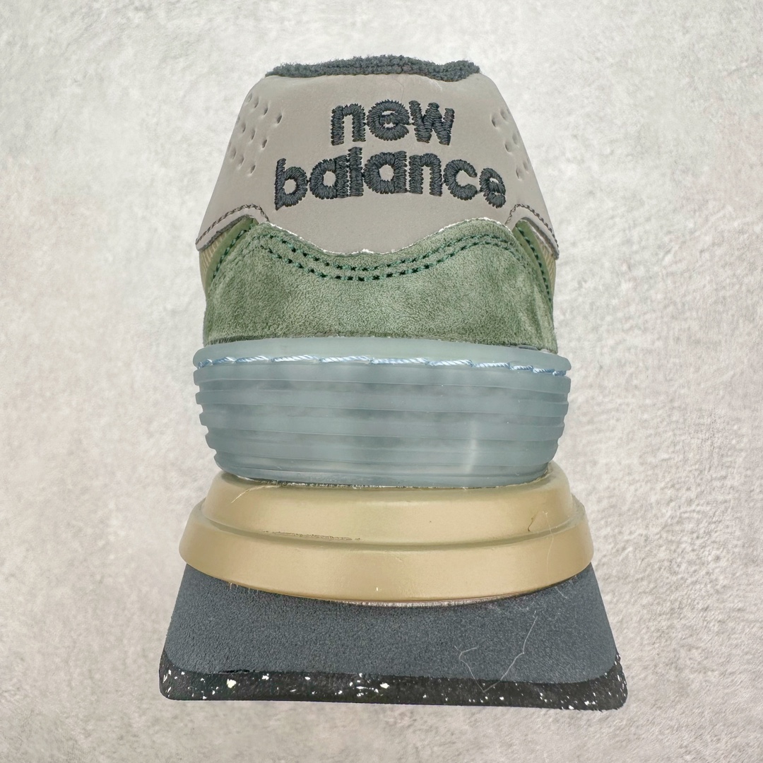 图片[8]-💰190 Stone Island x NB新百伦New Balance U574升级版系列低帮复古休闲运动慢跑鞋“石头岛联名军绿灰”U574LGST Stone Island x New Balance 574 Legacy迎来国内登场。作为双方的联名新品，一改此前的迎合跑鞋鞋型，采用更加适合日常穿搭上脚的 New Balance 574 Legacy 很难不让玩家动心，尤其是热衷 Stone Island 的岛民朋友。而此次更是采用 574 Legacy 作为蓝本，鞋款规格以及做工上更加精良。此次双方在配色选择上军绿色以及灰色作为主调，凸显出与 Stone Island 联名的硬核气质。优质的鞋身材质，也让整双鞋在熟悉的鞋型设计上，焕发出新的生机。鞋舌、鞋跟以及鞋垫点缀 Stone Island 标志性 LOGO，防撕裂织物鞋面、ABZORB 中底保证日常上脚的舒适度。尺码：36 36.5 37.5 38 38.5 39.5 40 40.5 41.5 42 42.5 43 44 45 46 编码：Dby2936060-运动鞋