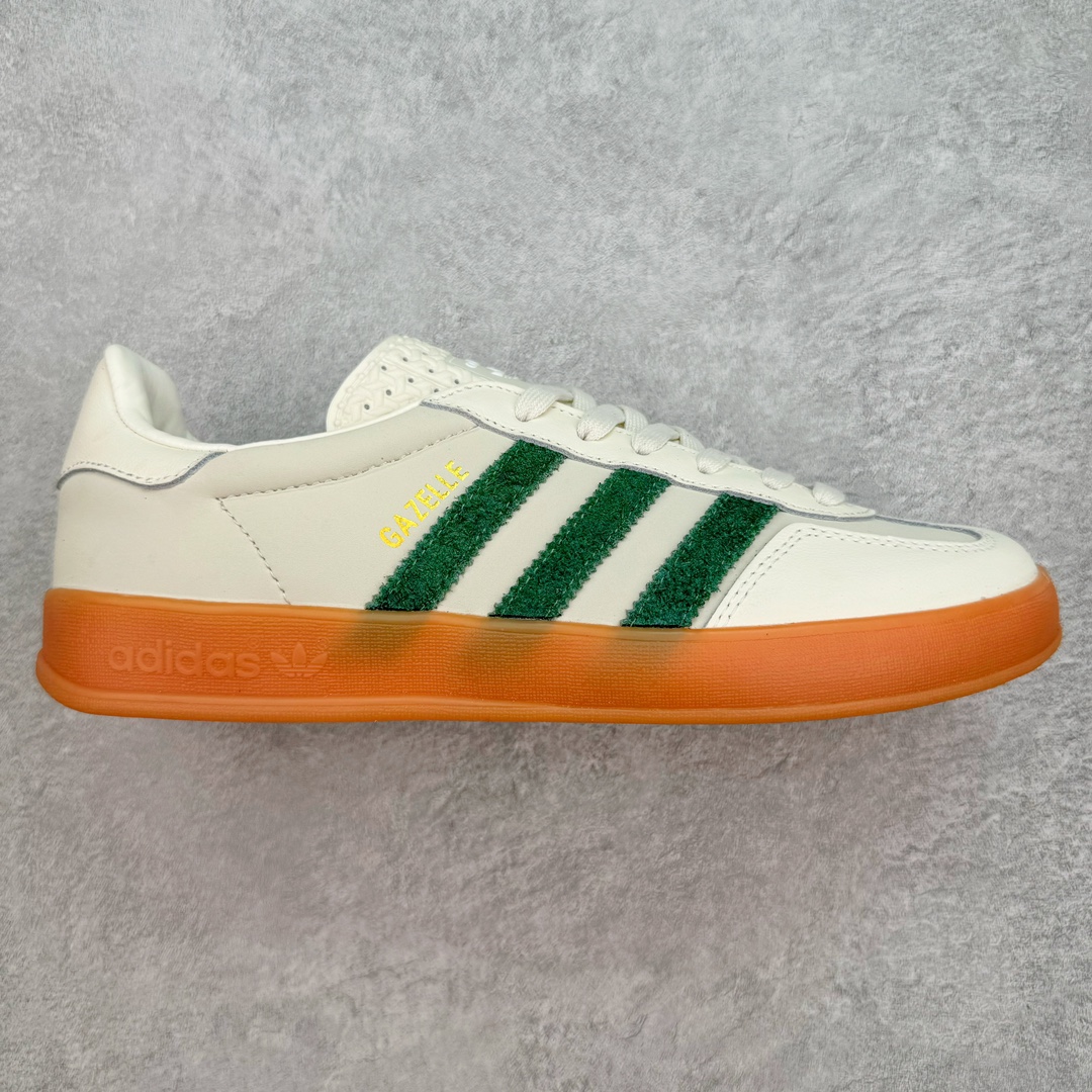 💰100 ＃TG福利特价‼AD Gazelle Indoor Trainers 羚羊内训系列低帮复古百搭休闲运动德训风板鞋 90年代经典的复刻版 自60年代以足球训练鞋面世以来 Gazelle就以其经典设计席卷全球 1991年版本的复刻 再造经典Gazelle 采用皮革打造 搭配浊色细节 让这款经典更加简约 尺码：35⅓ 36 36⅔ 37⅓ 38 38⅔ 39⅓ 40 40⅔ 41⅓ 42 42⅔ 43⅓ 44 45 编码：by1936070-运动鞋