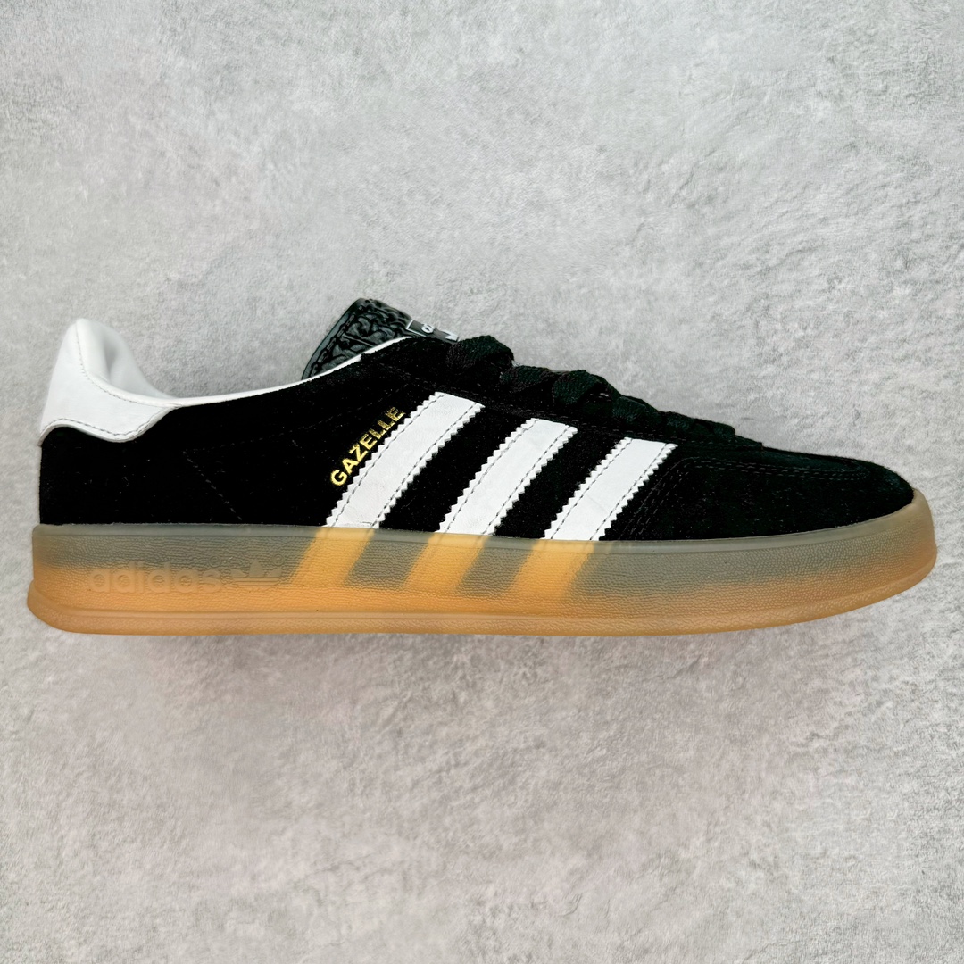 💰100 ＃TG福利特价‼AD Gazelle Indoor Trainers 羚羊内训系列低帮复古百搭休闲运动德训风板鞋 90年代经典的复刻版 自60年代以足球训练鞋面世以来 Gazelle就以其经典设计席卷全球 1991年版本的复刻 再造经典Gazelle 采用皮革打造 搭配浊色细节 让这款经典更加简约 尺码：35⅓ 36 36⅔ 37⅓ 38 38⅔ 39⅓ 40 40⅔ 41⅓ 42 42⅔ 43⅓ 44 45 编码：by1936070-运动鞋