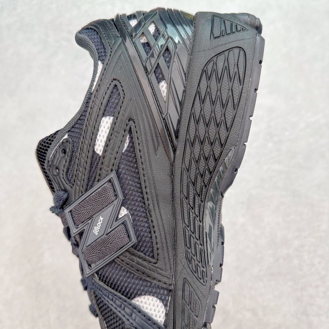 图片[7]-＃DT纯原 新百伦NB New Balance M1906系列 全套原楦原纸板原厂数据开发 进口三明治网面 原装进口皮料正确绒感卡色 正确中底拉帮中底网布细节 原厂标裁 带紫光防伪 定制后跟透明水晶模块 冲裁组合 大底贴合程度胶水上色把控完美 整洁度挑战全网艺术家 多道序QC把关品质完善 匠心打造 耗时两个月开发完成 工艺极其复杂难度可想而知 新开独立私模大底 正确六层组合大底 高端零售专供产物 尺码：36 37 37.5 38 38.5 39 40 40.5 41 42 42.5 43 44 45-选品中心