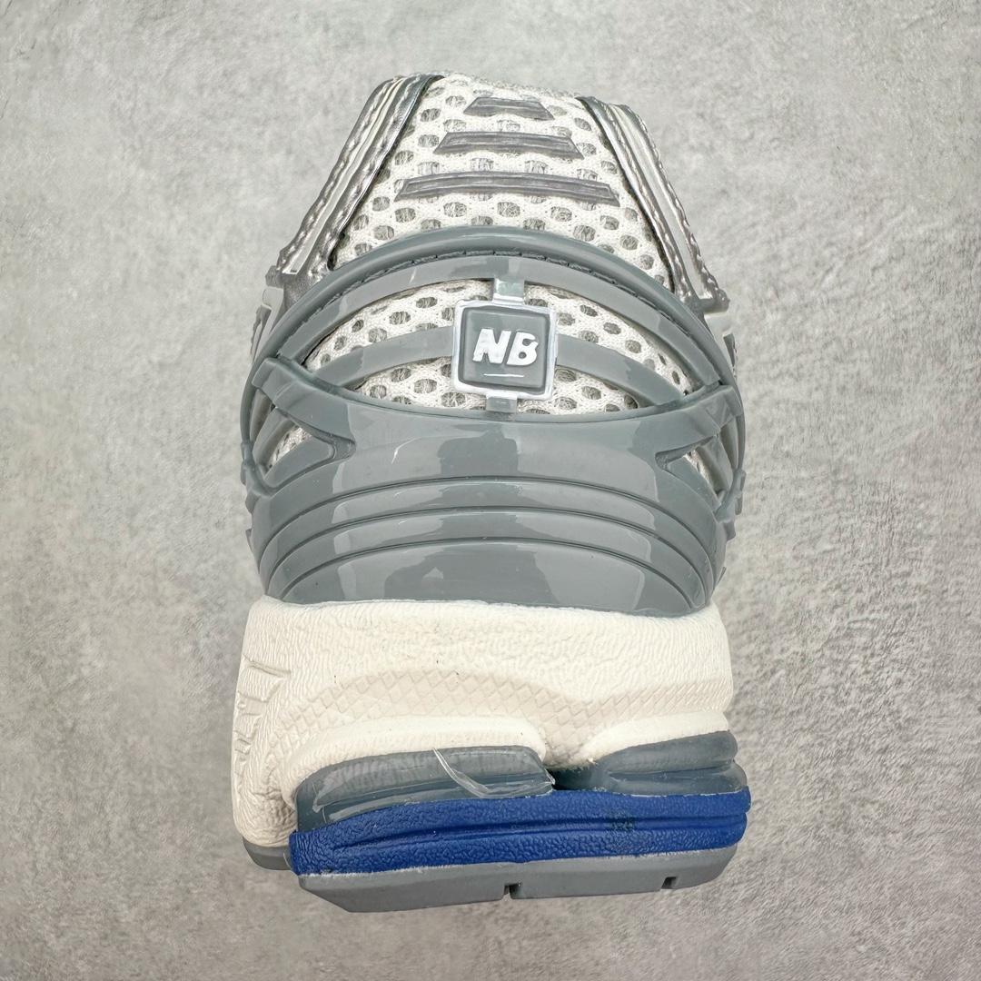 图片[8]-New Balance M1906R NB新百伦系列复古老爹风休闲运动慢跑鞋 采用轻质牛剖革拼接透气网眼衬垫织物鞋面材质 T-Beam大底提供足步弓支撑 保持步态稳定#后跟搭载外露缓震胶 鞋身整体以各种深浅不一的灰色覆盖 鞋头以淡蓝色调装饰，网眼衬垫通过不规律的色块实现做旧的美感 泛黄的鞋底更是进一步增添了复古气息 尺码：36 37 37.5 38 38.5 39.5 40 40.5 41.5 42 42.5 43 44 45-选品中心