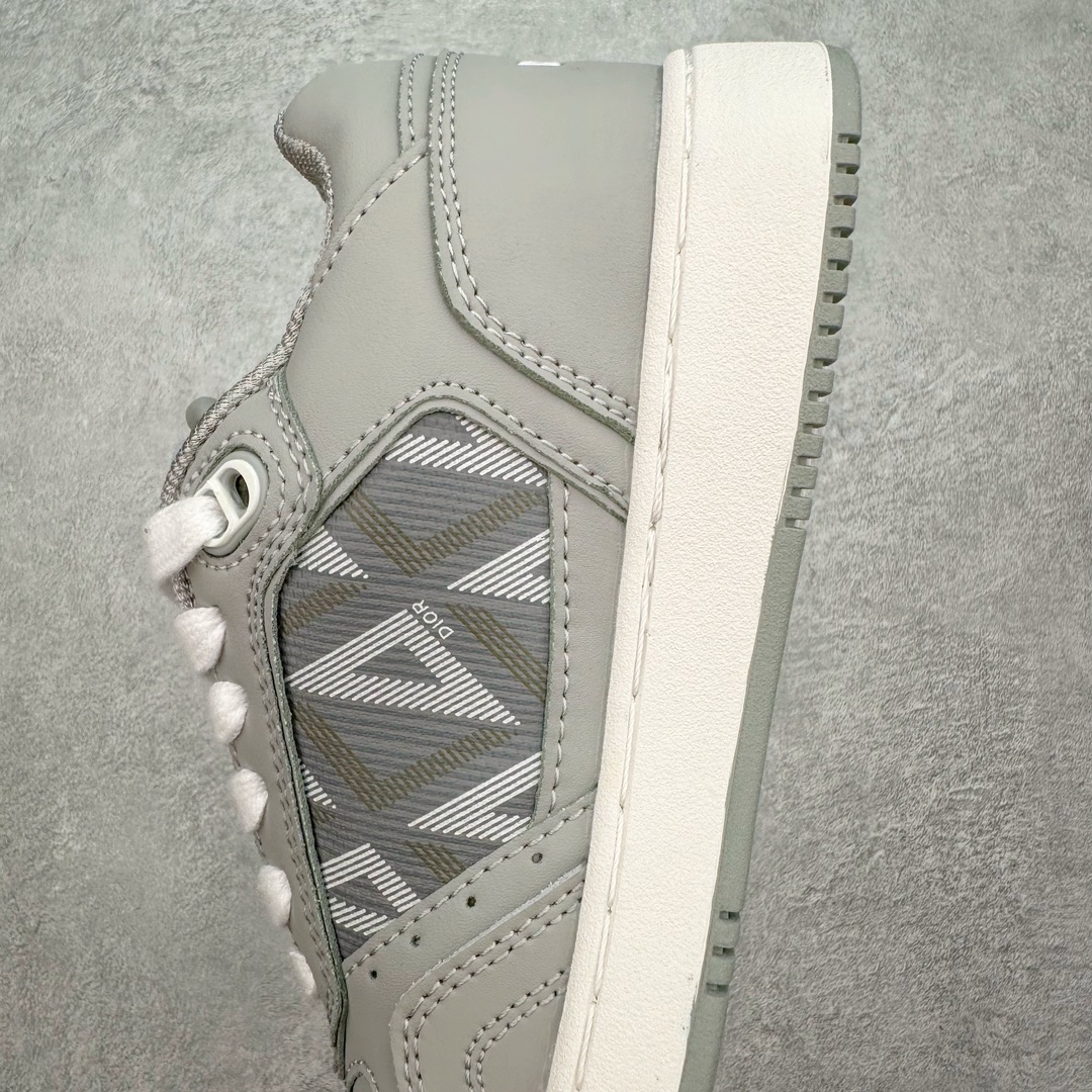 图片[7]-＃福利特价 Dior迪奥2021秋冬最新B27系列 敢与AJ大迪奥相媲美 由意大利工坊匠心打造 黄俊捷、林一等各大明星、网红博主争先上脚且全国各大专柜一鞋难求 鞋面牛皮拼接D印花LOGO 内里进口网布、TPU大底以别具一格的立体效果 展现摩登优雅格调 高街潮流搭配必备潮品 尺码：36 37 38 39 40 41 42 43 44 45-选品中心