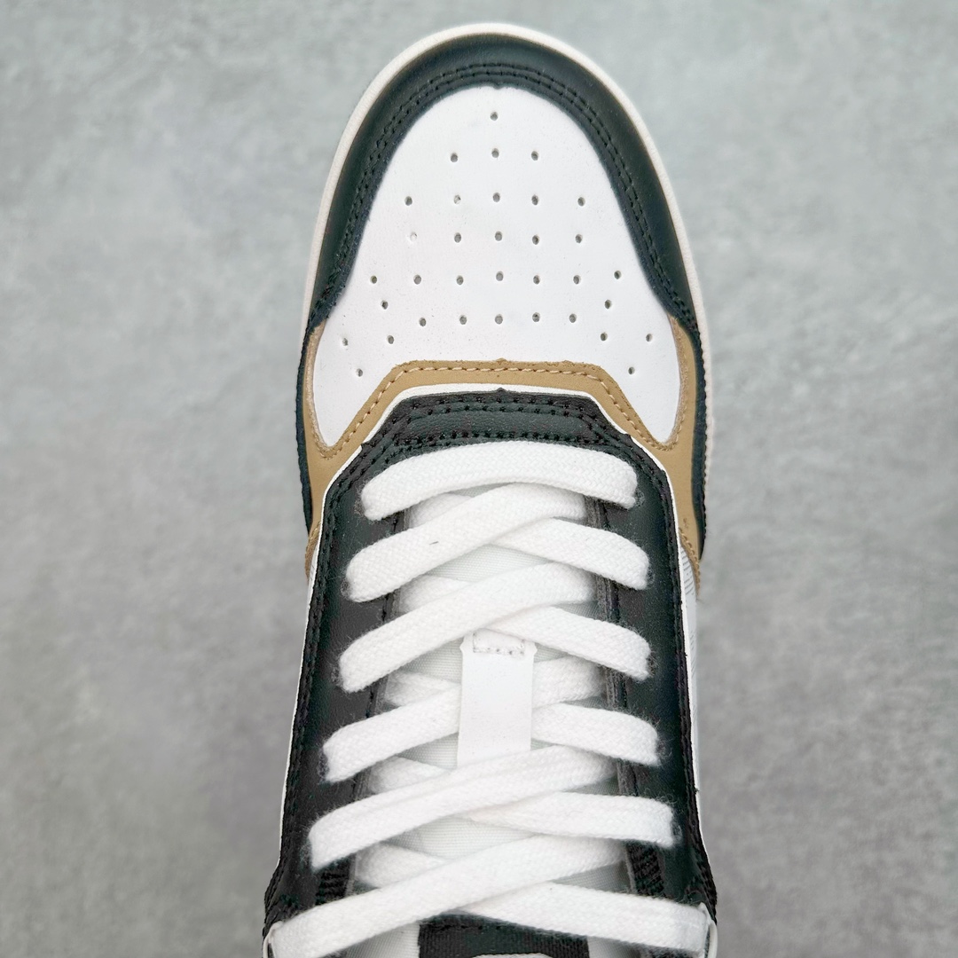 图片[4]-＃福利特价 Dior迪奥2021秋冬最新B27系列 敢与AJ大迪奥相媲美 由意大利工坊匠心打造 黄俊捷、林一等各大明星、网红博主争先上脚且全国各大专柜一鞋难求 鞋面牛皮拼接D印花LOGO 内里进口网布、TPU大底以别具一格的立体效果 展现摩登优雅格调 高街潮流搭配必备潮品 尺码：36 37 38 39 40 41 42 43 44 45-选品中心