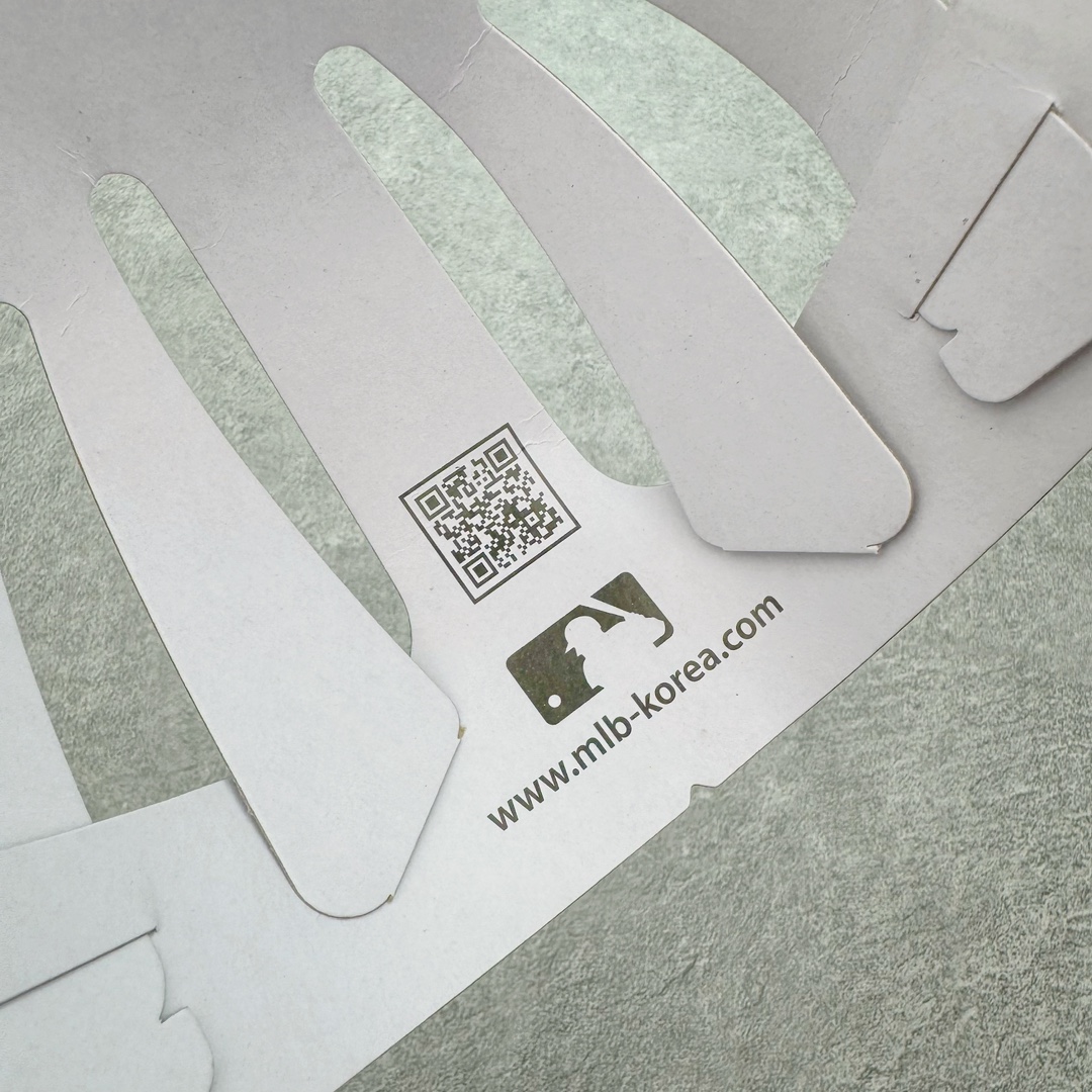 图片[18]-＃越南正单清货 MLB CP77 字母刺绣软顶棉制鸭舌帽 男女同款明星同款 卡其色 32CP77011 尺寸55×61CM 目前百分百过验所有鉴定平台 过验所有鉴定师 承诺百分百越南正品代工厂出厂的东西 假一赔十 可过验线上所有鉴定平台 所有权威鉴定师 无包装无吊牌 可射得物 无配件直接无法鉴定退回 有吊牌可直接卖得物 纯正品的东西因为做不出达标的配件不能大批量卖得物 直接亏本白菜价格处理 库存1w+ 整个夏天不愁卖 展示渠道 狠狠拿捏客户的东西 价格又OK 非常合适-选品中心