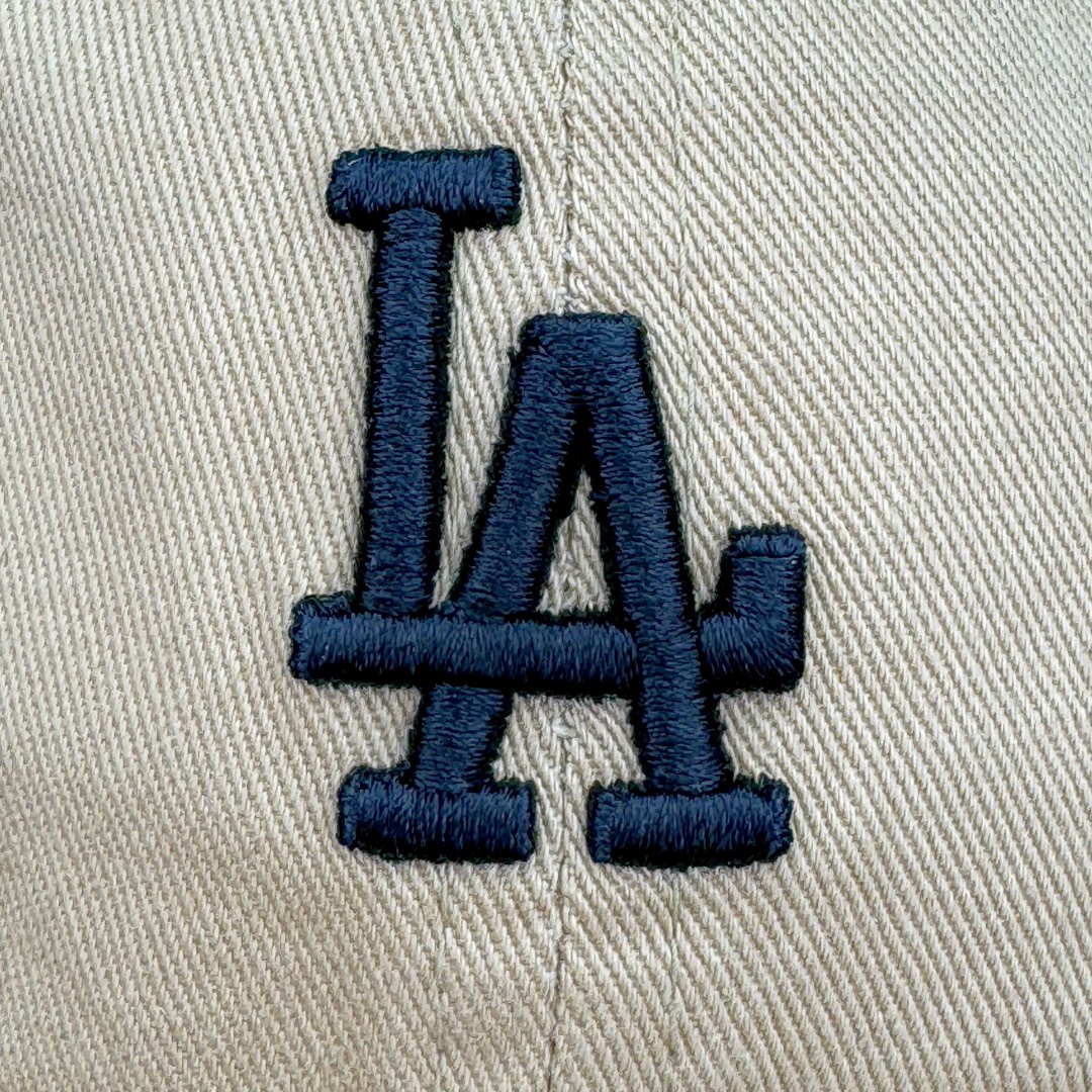 图片[6]-＃越南正单清货 MLB CP77 字母刺绣软顶棉制鸭舌帽 男女同款明星同款 卡其色 32CP77011 尺寸55×61CM 目前百分百过验所有鉴定平台 过验所有鉴定师 承诺百分百越南正品代工厂出厂的东西 假一赔十 可过验线上所有鉴定平台 所有权威鉴定师 无包装无吊牌 可射得物 无配件直接无法鉴定退回 有吊牌可直接卖得物 纯正品的东西因为做不出达标的配件不能大批量卖得物 直接亏本白菜价格处理 库存1w+ 整个夏天不愁卖 展示渠道 狠狠拿捏客户的东西 价格又OK 非常合适-选品中心