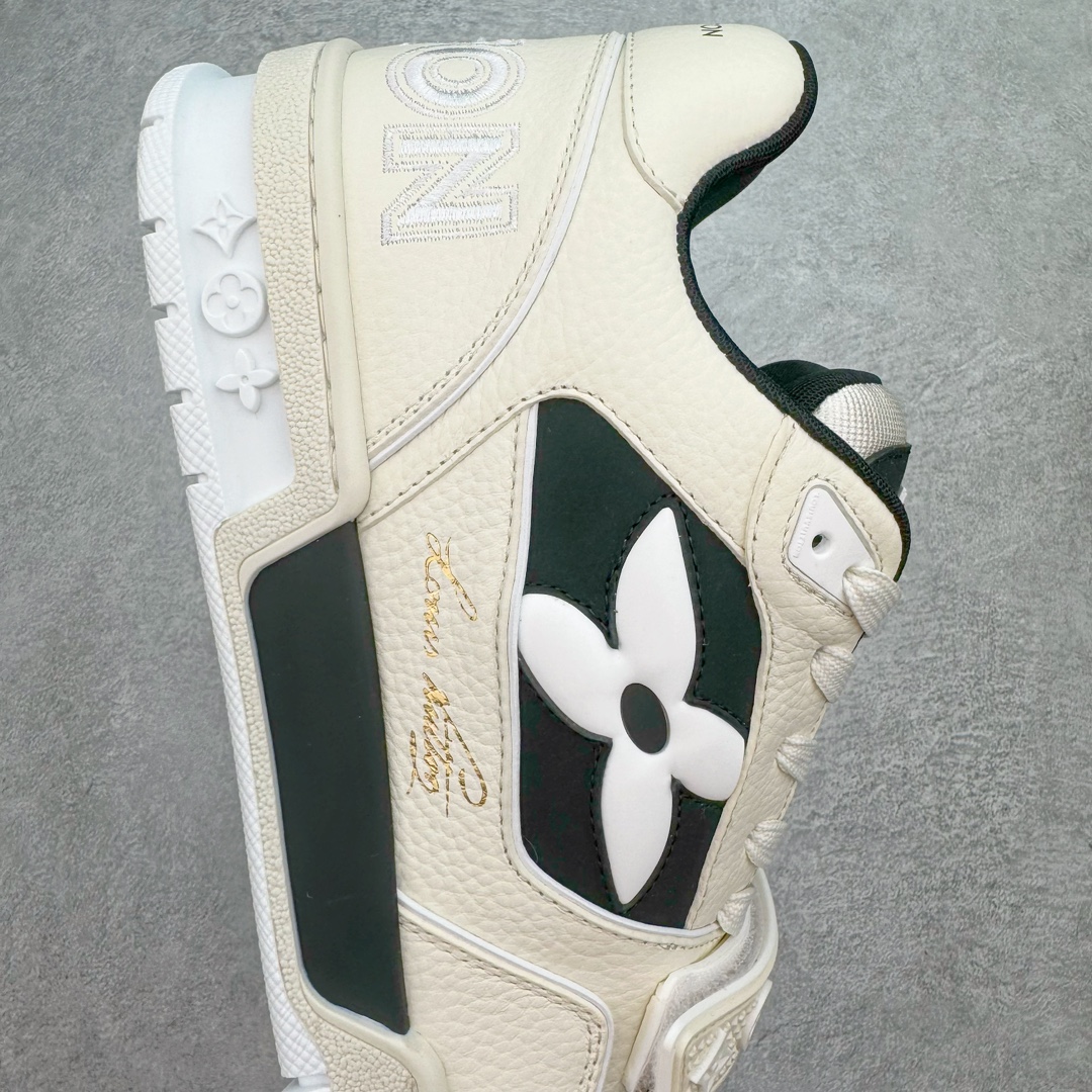 图片[6]-＃GD广顶 Louis Vuitton Trainer lv路易威登时装走秀运动时尚板鞋 外贸零售特供批次 2023全新纸板数据 印花高频效果碾压市面 市售天花板产物 耗时半年巨作 全套原厂新版原纸板楦头开发 原厂特供皮料加持 市场所有版本中综合最强的货品 GD实力大厂出品 全网最全配色更新最快 最成熟的做工稳定的品控 完美鞋型超高的清洁度 零毛边线头瑕疵 全套原楦原纸版原鞋开模 全网最具灵魂的版型 正确原装黄色鞋盒 正确中底印花 鞋面印花3D高频深度立体 全鞋电脑针车 紧密相连 针距密度一致 环保乳胶注塑鞋垫 厚度脚感还原原版 皮面裁剪部位 统一油边封口工艺 原装橡胶大底含胶量大底组合零偏差 专柜全套包装 防尘袋 说明书 质保卡 男女鞋 尺码：35 36 37 38 39 40 41 42 43 44 45-选品中心