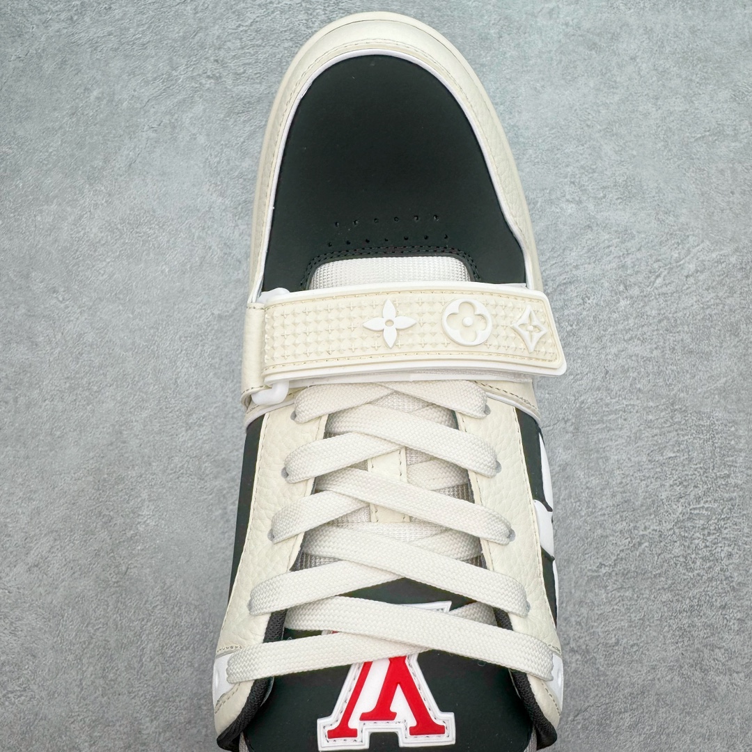 图片[4]-＃GD广顶 Louis Vuitton Trainer lv路易威登时装走秀运动时尚板鞋 外贸零售特供批次 2023全新纸板数据 印花高频效果碾压市面 市售天花板产物 耗时半年巨作 全套原厂新版原纸板楦头开发 原厂特供皮料加持 市场所有版本中综合最强的货品 GD实力大厂出品 全网最全配色更新最快 最成熟的做工稳定的品控 完美鞋型超高的清洁度 零毛边线头瑕疵 全套原楦原纸版原鞋开模 全网最具灵魂的版型 正确原装黄色鞋盒 正确中底印花 鞋面印花3D高频深度立体 全鞋电脑针车 紧密相连 针距密度一致 环保乳胶注塑鞋垫 厚度脚感还原原版 皮面裁剪部位 统一油边封口工艺 原装橡胶大底含胶量大底组合零偏差 专柜全套包装 防尘袋 说明书 质保卡 男女鞋 尺码：35 36 37 38 39 40 41 42 43 44 45-选品中心