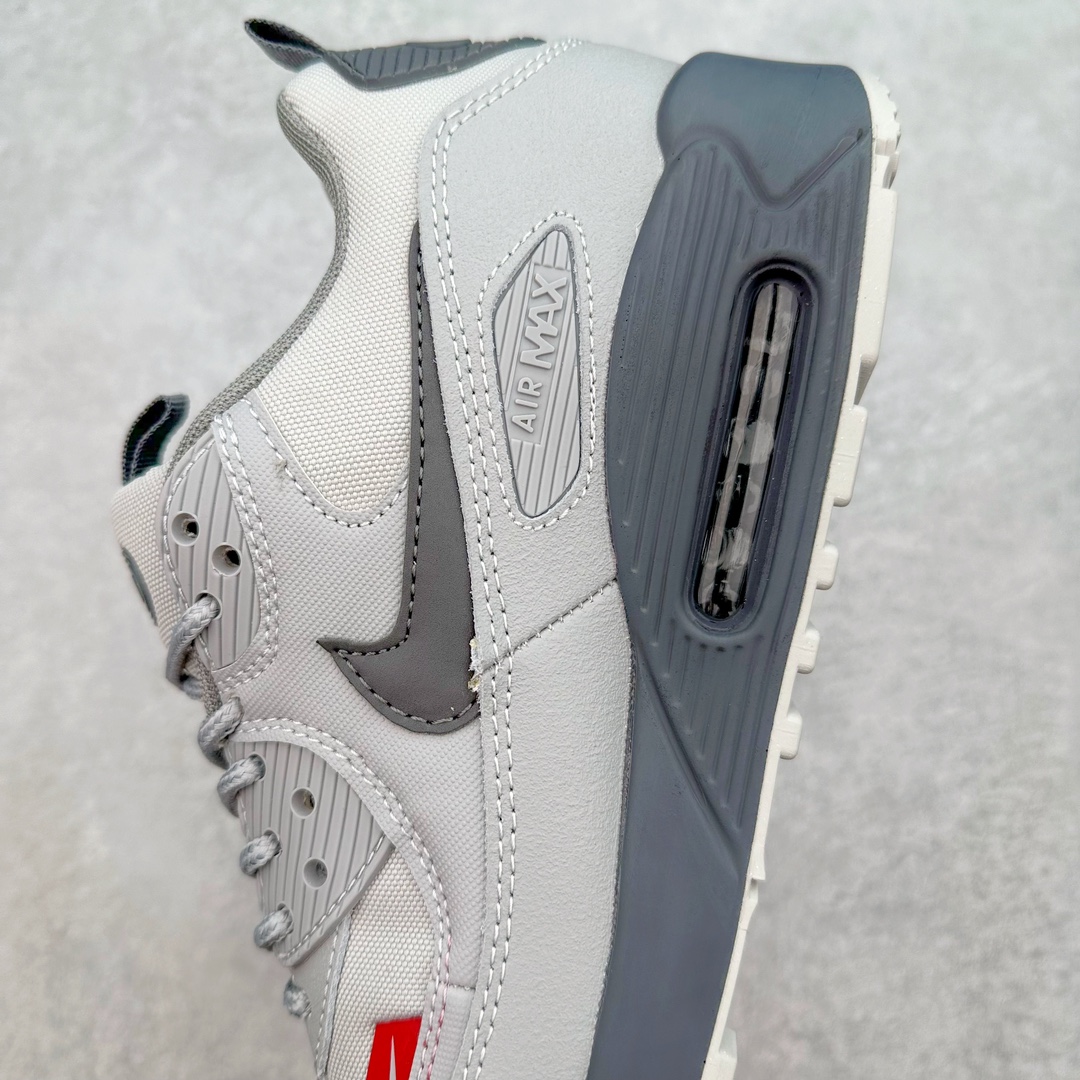 图片[7]-＃福利特价 NK Air MAX 90 气垫复古减震跑步鞋 Air Max 90系列于1990年推出 来自Air Max系列 在Air Max 1的基础上改进而得 增加了气垫面积 外型上也更为流线 最特別的就是加入了菱纹塑胶嵌板 为Air Max 90增添了许多潮流气息 皮革鞋面 造就出色耐穿性和支撑力 Max Air缓震配置搭配泡棉中底 令Air Max 90轻盈而舒适 华夫格橡胶外底 铸就Air Max 90非凡的抓地力 而Air Max 90不仅是一双跑鞋 它成功跨越了时间的演进 成为了球鞋文化与潮流圈中最熟为人知的鞋款之一 尺码：36 36.5 37.5 38 38.5 39 40 40.5 41 42 42.5 43 44 44.5 45-选品中心