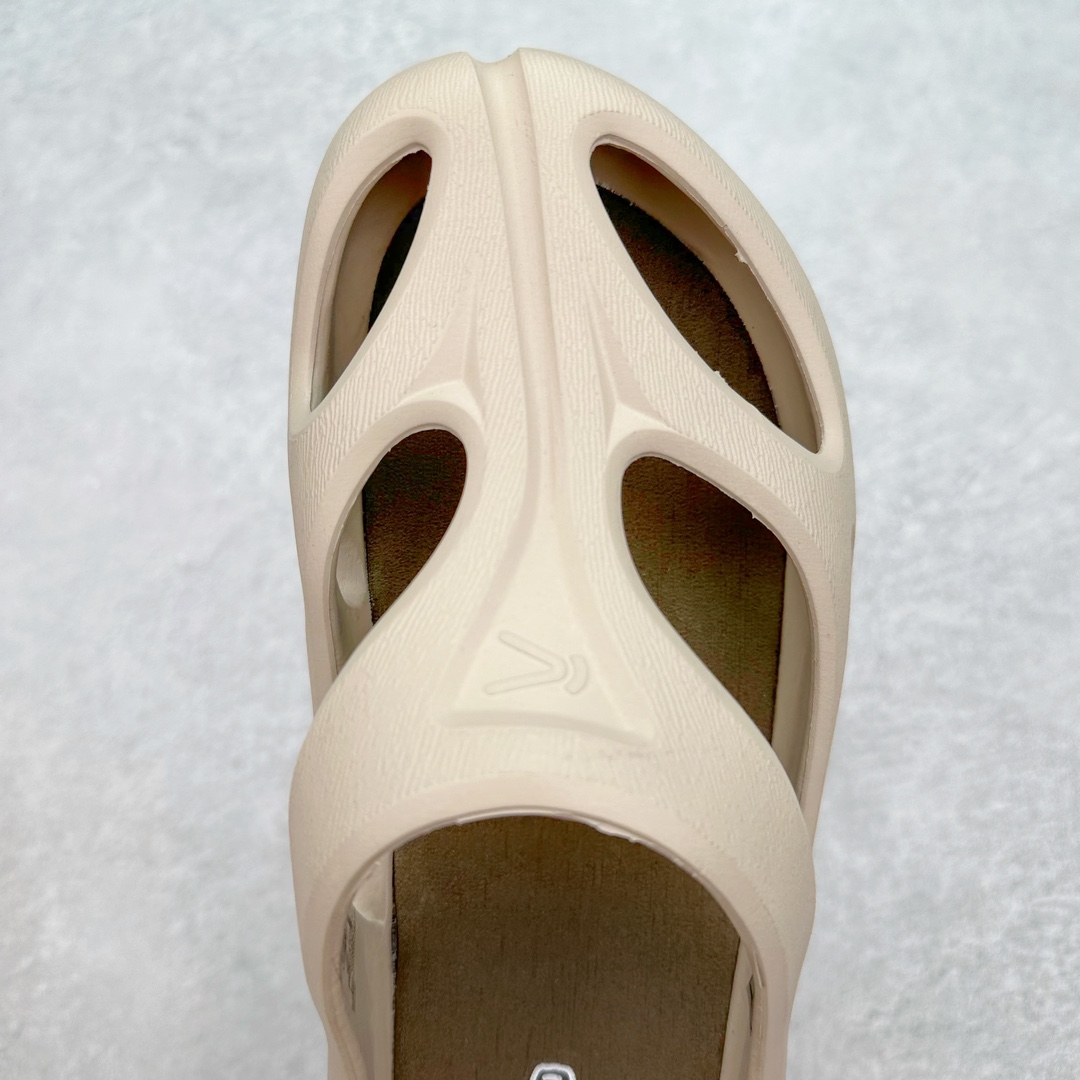 图片[4]-人气户外休闲鞋品牌-科恩Keen Uneek Flat-M 平底弹力穿搭溯溪涉水休闲户外拖鞋 #外贸订单出口品质 原装轻量级EVA中底缓震材质组合防滑橡胶外底部 夏季潮鞋 文青界的凉鞋至尊 都市机能户外品牌 KEEN 向来积极为其旗下大热鞋款 UNEEK 推出联名款，后跟为全封闭设计，快干衬里，HIGH-TRACTION橡胶外底，及轻量级EVA中底 达到轻量缓震的同时减轻重量。尺码：35 36 37 38 40 41 42 43 44 45-选品中心