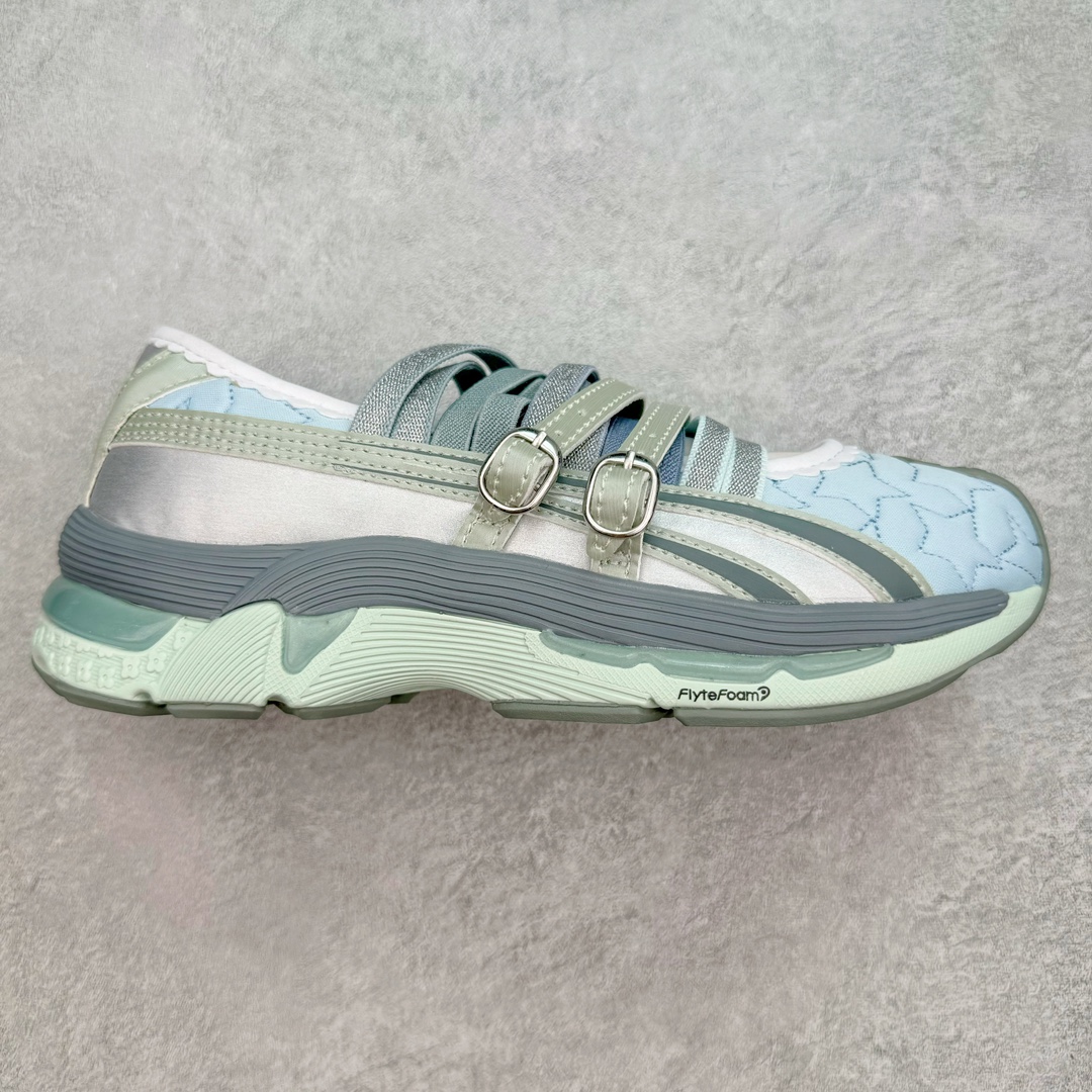 KIKO KOSTADINOV × MARC JACOBS x Asics Gel-Lokros 亚瑟士三方联名皮革圆头拼接耐磨透气轻便低帮生活休闲鞋 采用星星图案绗缝鞋面设计 闪亮金属感饰带与松紧带点缀鞋身 如珍珠般闪光的中底 巧妙注入ASICS亚瑟士标志性GEL科FLYTEFOAM PROPEL缓冲技术和花朵胎纹图案 尺码：36 37.5 38 39 40 40.5 41.5 42 42.5 43.5 44 45-选品中心