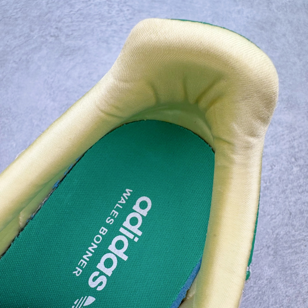 图片[16]-＃PB福利特价 Wales Bonner x AD Originals Samba 桑巴舞系列绅士德训足球风百搭低帮休闲运动板鞋 联名米白绿 GY4344 口碑大厂出品 品控大底版型不断改良更新 全套原纸板楦头开发 确保原汁原味 完美呈现桑巴版型 一比一鞋头弧度高度鞋身弧度 此版本只针对中端市场 皮料材质有所更替 其他数据细节工艺流程均保持一致 绝不口嗨 细节品控鞋型随意对比 正确烫金高频细节 原装纳米超迁皮料 独家私模橡胶大底 原盒原配 这款桑巴鞋展示了高质量的工艺 带有装饰的超锁缝制和无缝的手感 柔软、柔软的皮革造型和标志性的3条纹完成了精致的外观 正规合身鞋带 鞋面上有绒面鞋垫 橡胶鞋底 享受正畸套筒软感 自50年代首次亮相以来就一直在赢得粉丝的青睐 尺码：36 36.5 37.5 38 38.5 39 40 40.5 41 42 42.5 43 44 44.5 45 46-选品中心