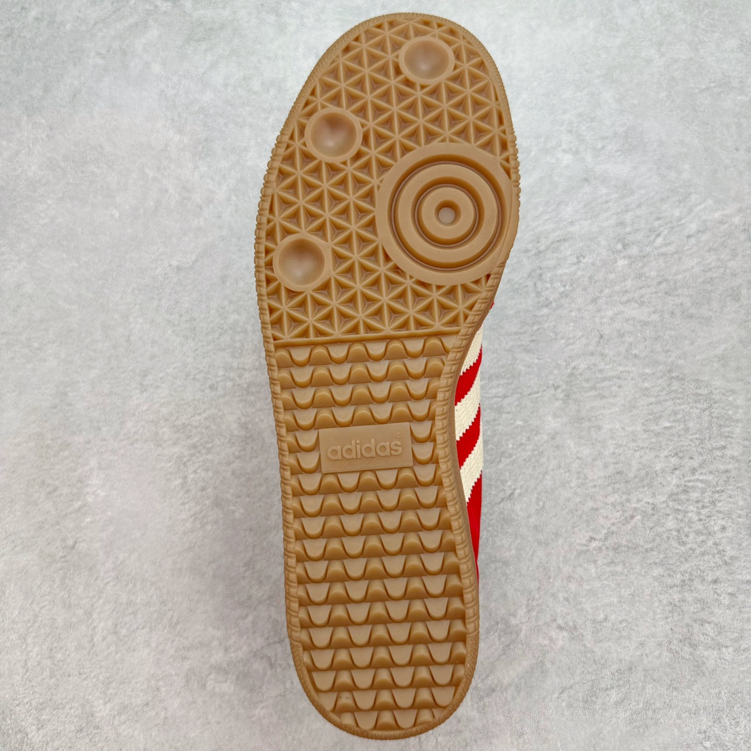 图片[9]-＃PB福利特价 Wales Bonner x AD Originals Samba 桑巴舞系列绅士德训足球风百搭低帮休闲运动板鞋 联名红色 GY6612 口碑大厂出品 品控大底版型不断改良更新 全套原纸板楦头开发 确保原汁原味 完美呈现桑巴版型 一比一鞋头弧度高度鞋身弧度 此版本只针对中端市场 皮料材质有所更替 其他数据细节工艺流程均保持一致 绝不口嗨 细节品控鞋型随意对比 正确烫金高频细节 原装纳米超迁皮料 独家私模橡胶大底 原盒原配 这款桑巴鞋展示了高质量的工艺 带有装饰的超锁缝制和无缝的手感 柔软、柔软的皮革造型和标志性的3条纹完成了精致的外观 正规合身鞋带 鞋面上有绒面鞋垫 橡胶鞋底 享受正畸套筒软感 自50年代首次亮相以来就一直在赢得粉丝的青睐 尺码：36 36.5 37.5 38 38.5 39 40 40.5 41 42 42.5 43 44 44.5 45 46-选品中心