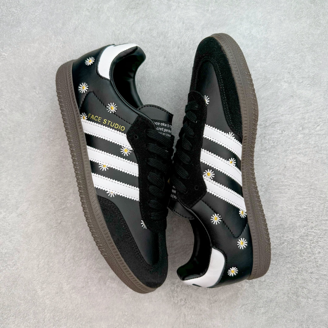 图片[3]-＃PB福利特价 FACE x Atmos x AD Original Samba OG 桑巴复古经典轻便板鞋 三方联名黑白 H03848 口碑大厂出品 品控大底版型不断改良更新 全套原纸板楦头开发 确保原汁原味 完美呈现桑巴版型 一比一鞋头弧度高度鞋身弧度 此版本只针对中端市场 皮料材质有所更替 其他数据细节工艺流程均保持一致 绝不口嗨 细节品控鞋型随意对比 正确烫金高频细节 原装纳米超迁皮料 独家私模橡胶大底 原盒原配 这款桑巴鞋展示了高质量的工艺 带有装饰的超锁缝制和无缝的手感 柔软、柔软的皮革造型和标志性的3条纹完成了精致的外观 正规合身鞋带 鞋面上有绒面鞋垫 橡胶鞋底 享受正畸套筒软感 自50年代首次亮相以来就一直在赢得粉丝的青睐 尺码：36 36.5 37.5 38 38.5 39 40 40.5 41 42 42.5 43 44 44.5 45 46-选品中心