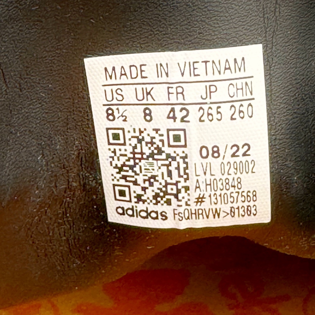 图片[12]-＃PB福利特价 FACE x Atmos x AD Original Samba OG 桑巴复古经典轻便板鞋 三方联名黑白 H03848 口碑大厂出品 品控大底版型不断改良更新 全套原纸板楦头开发 确保原汁原味 完美呈现桑巴版型 一比一鞋头弧度高度鞋身弧度 此版本只针对中端市场 皮料材质有所更替 其他数据细节工艺流程均保持一致 绝不口嗨 细节品控鞋型随意对比 正确烫金高频细节 原装纳米超迁皮料 独家私模橡胶大底 原盒原配 这款桑巴鞋展示了高质量的工艺 带有装饰的超锁缝制和无缝的手感 柔软、柔软的皮革造型和标志性的3条纹完成了精致的外观 正规合身鞋带 鞋面上有绒面鞋垫 橡胶鞋底 享受正畸套筒软感 自50年代首次亮相以来就一直在赢得粉丝的青睐 尺码：36 36.5 37.5 38 38.5 39 40 40.5 41 42 42.5 43 44 44.5 45 46-选品中心