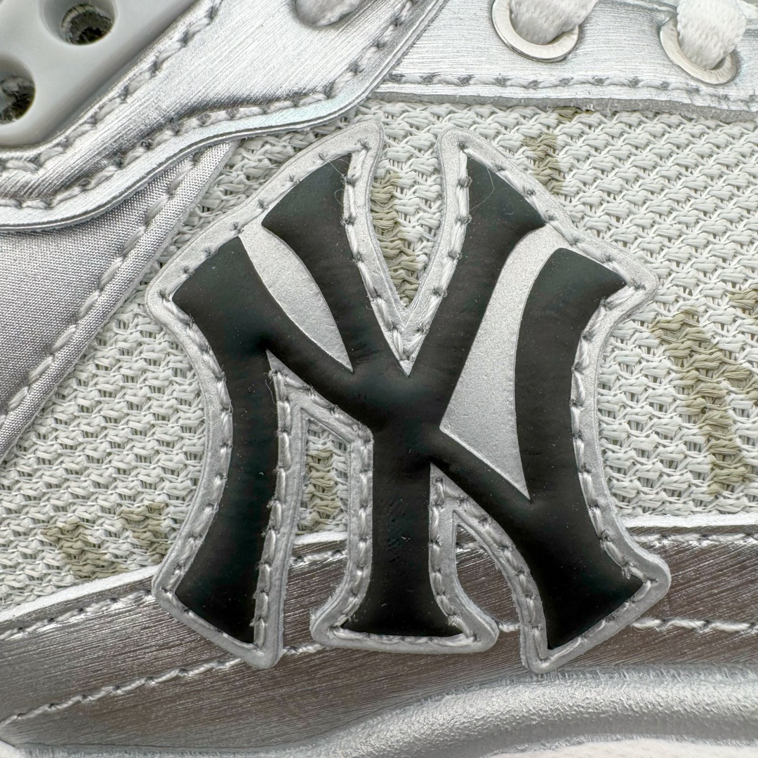 图片[14]-＃DT纯原 MLB Chunky Runner 2024S 复古印花老爹鞋系列低帮轻量增高厚底百搭休闲运动慢跑鞋 Korea韩国联名NY美国榄球纽约洋基队限定 韩国代购专供 全套原楦原纸板原厂数据开发 正确中底拉帮中底网布细节 平台代购专供 左脚内置芯片 韩国代购吊牌标贴 独家一比一RB+MD组合大底 高频后跟小人Logo精准对位立体饱满 正确网布加超迁鞋面 转印中底走线紧密 转印Logo工艺表层防刮不掉色 尺码：35 36 36.5 37.5 38 38.5 39 40 40.5 41 42 42.5 43 44 45-选品中心